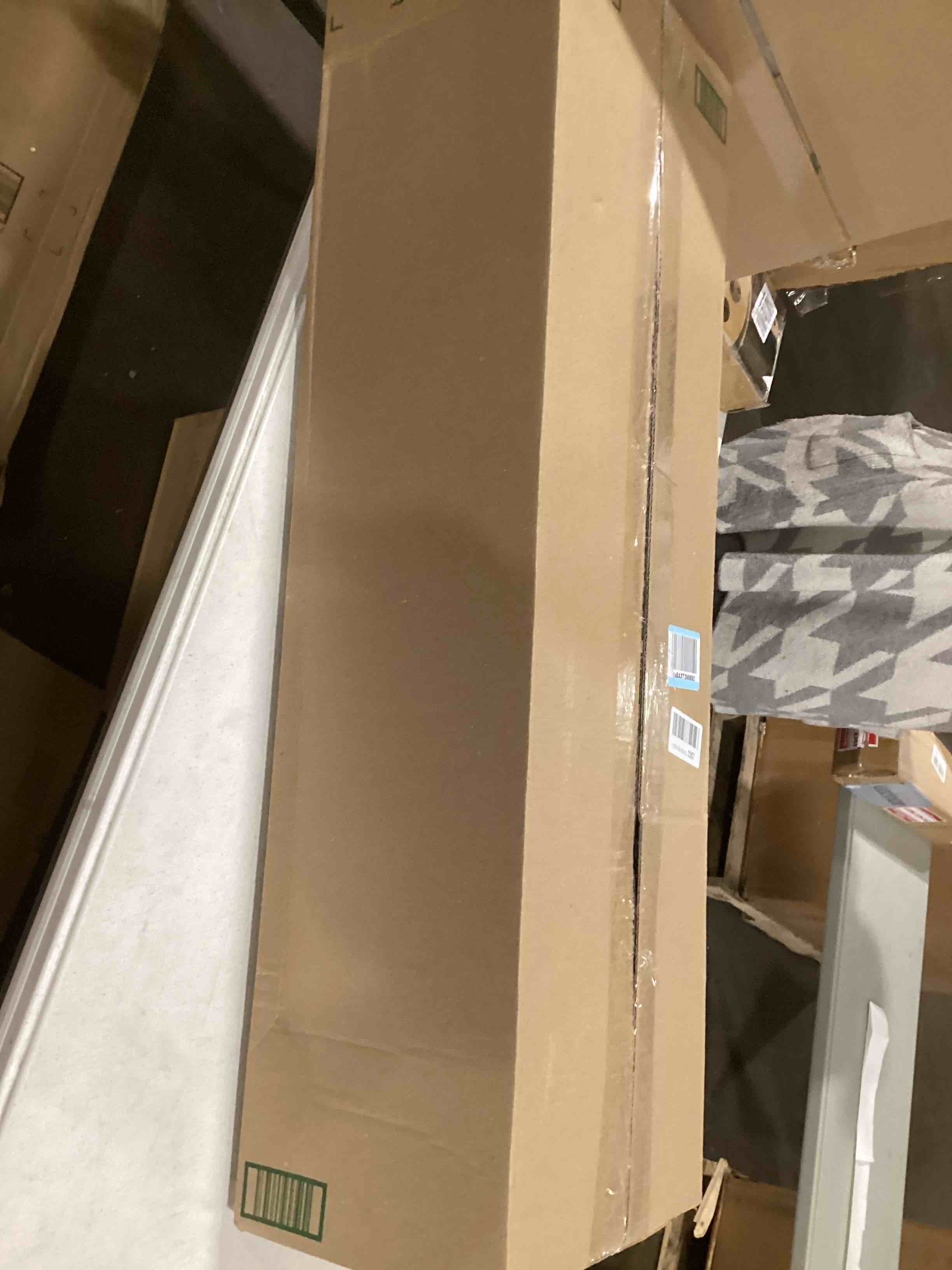 https://s3.amazonaws.com/lotting-images-prod/bidfta/BRN0088697_1730844041690.jpeg