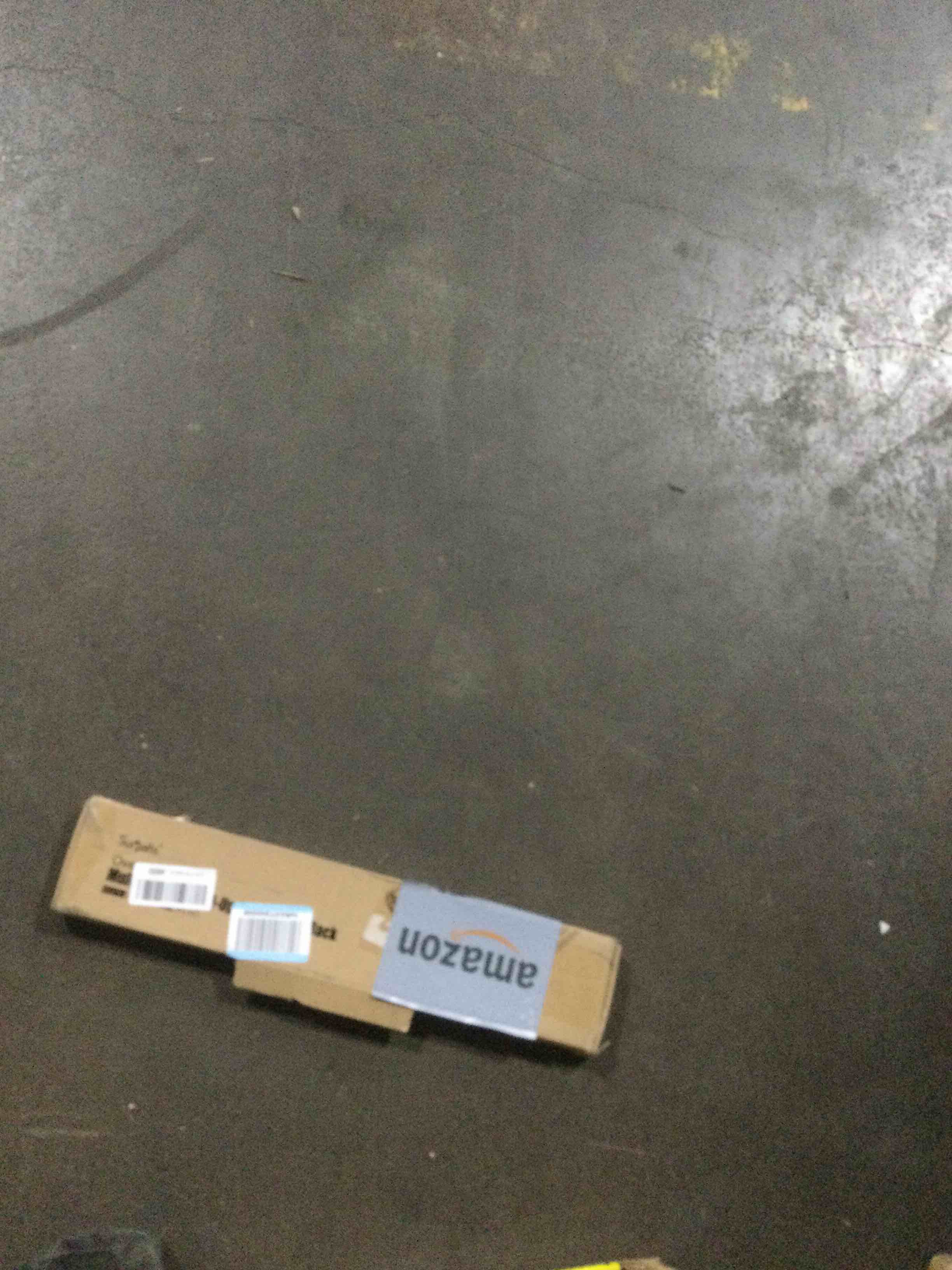 https://s3.amazonaws.com/lotting-images-prod/bidfta/BRN0089804_1730312521000.jpeg