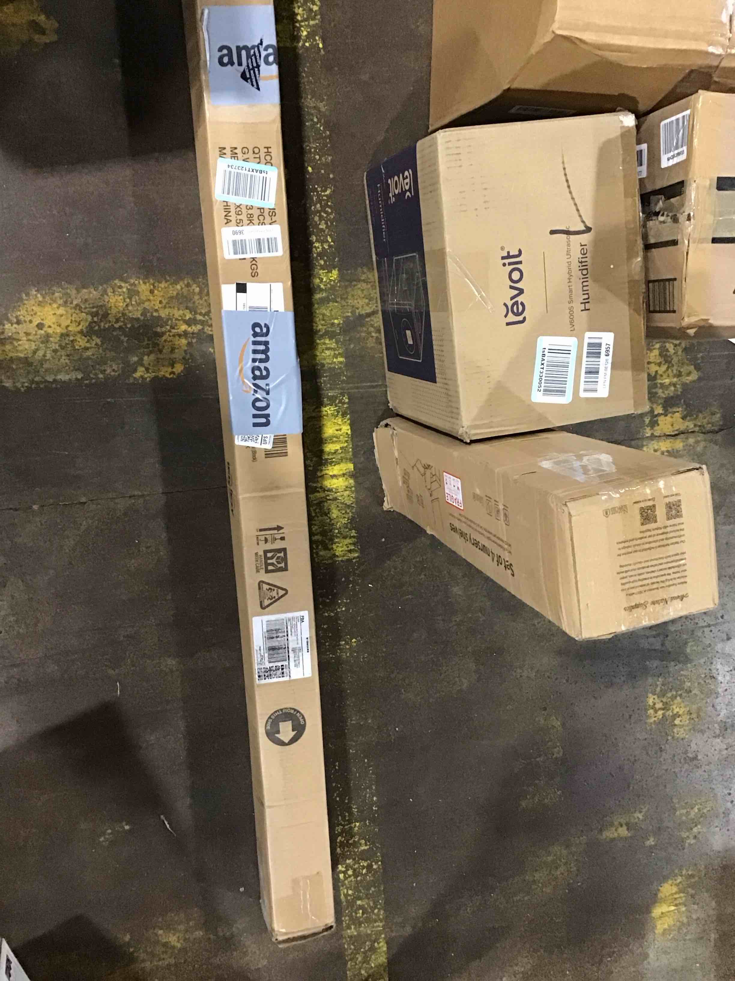 https://s3.amazonaws.com/lotting-images-prod/bidfta/BRN0093217_1730402042704.jpeg