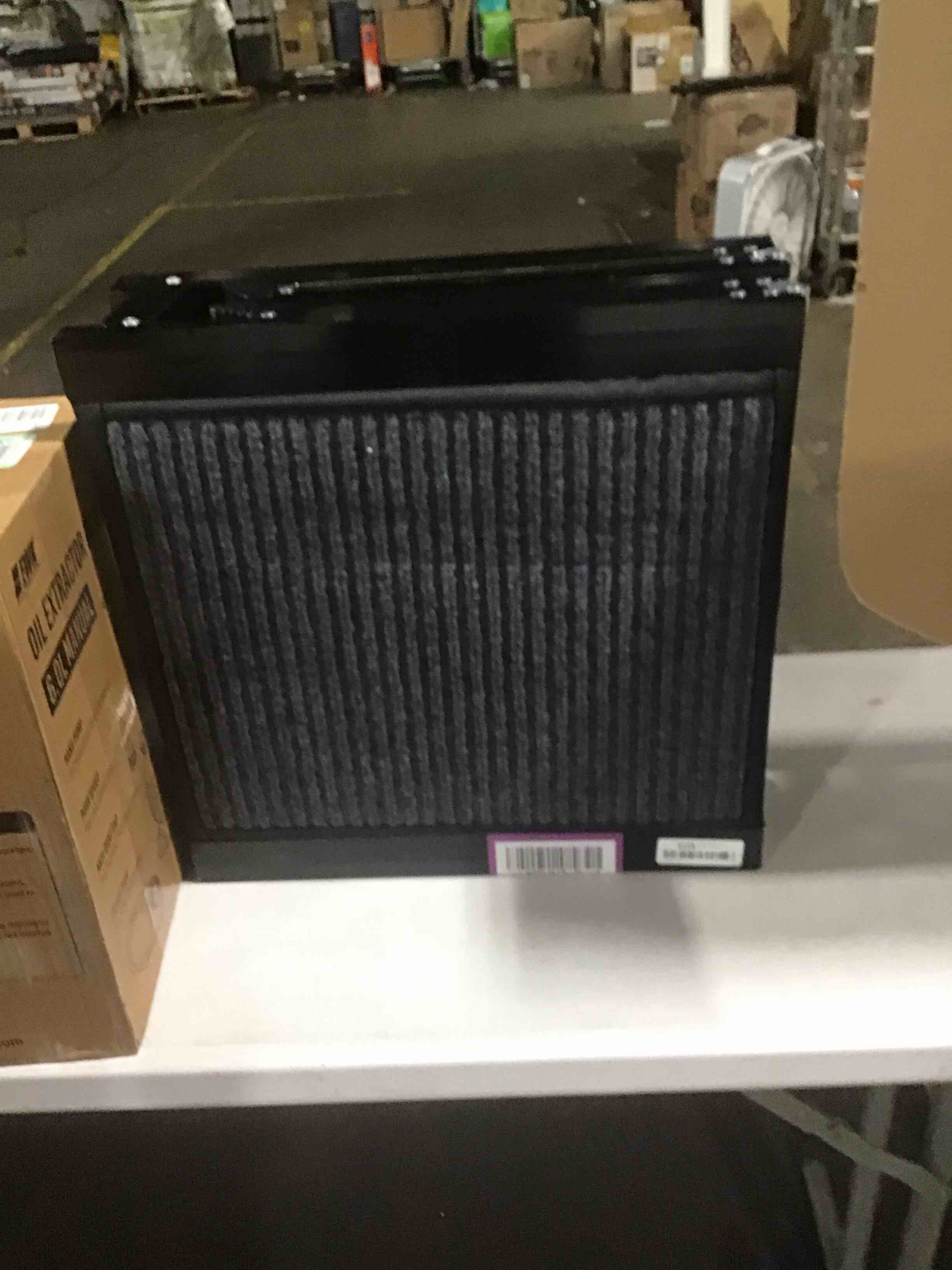 https://s3.amazonaws.com/lotting-images-prod/bidfta/BRN0094224_1730840070578.jpeg
