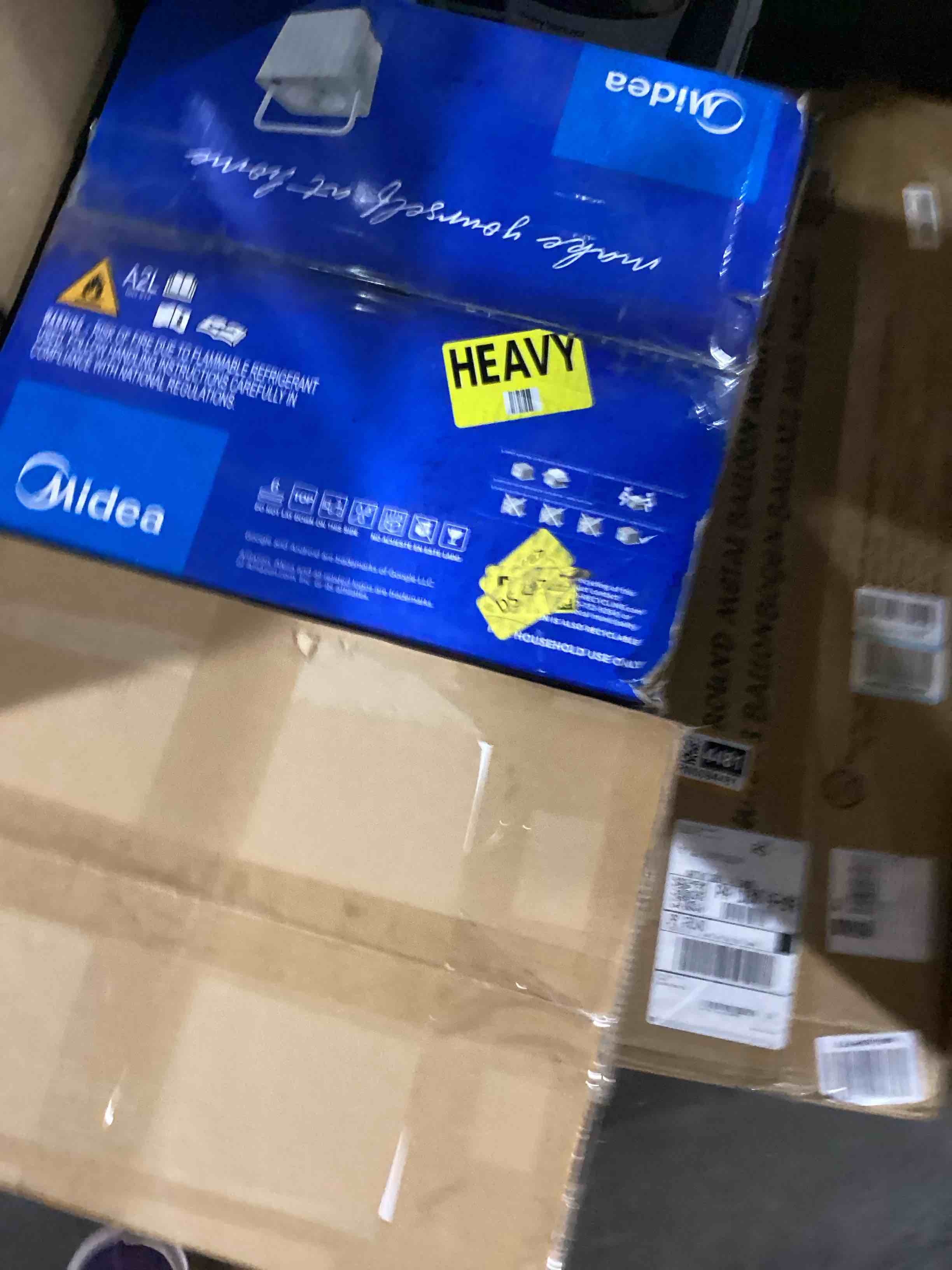 https://s3.amazonaws.com/lotting-images-prod/bidfta/BRN0094480_1730759093967.jpeg