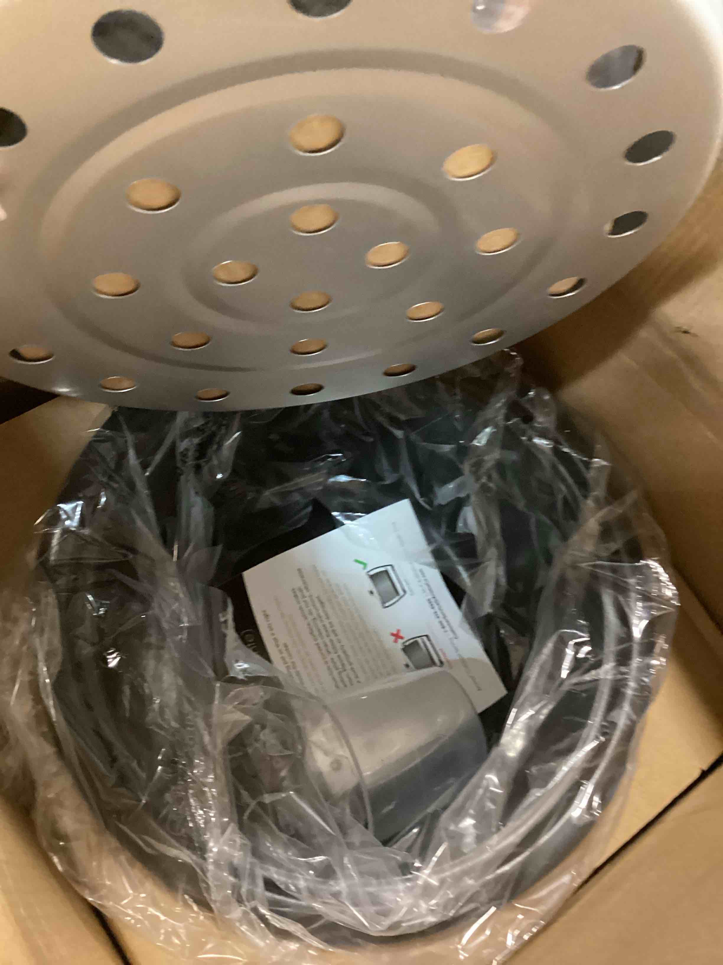 https://s3.amazonaws.com/lotting-images-prod/bidfta/BRN0109656_1724854889300.jpeg