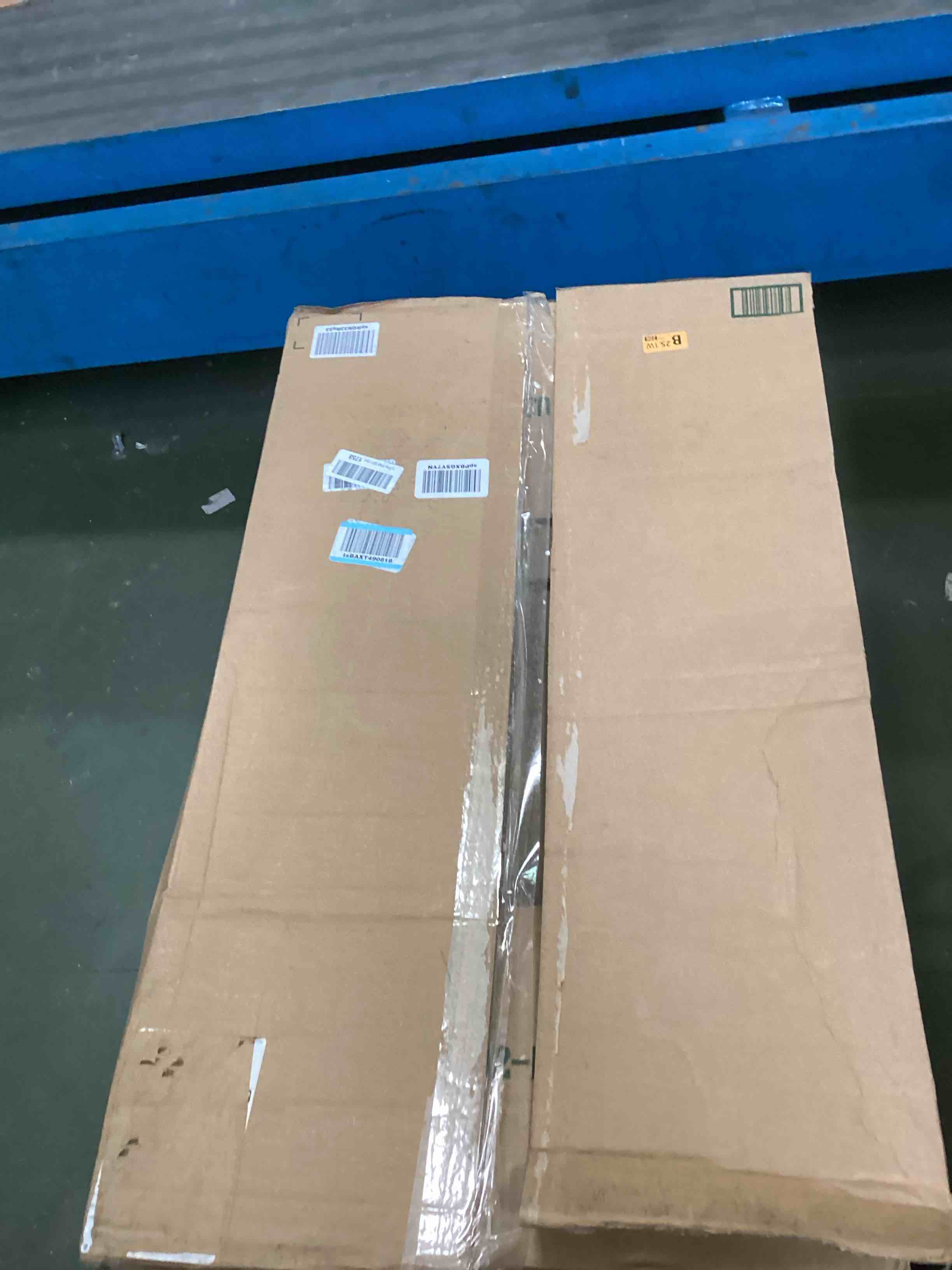 https://s3.amazonaws.com/lotting-images-prod/bidfta/BRN0114901_1725647566116.jpeg