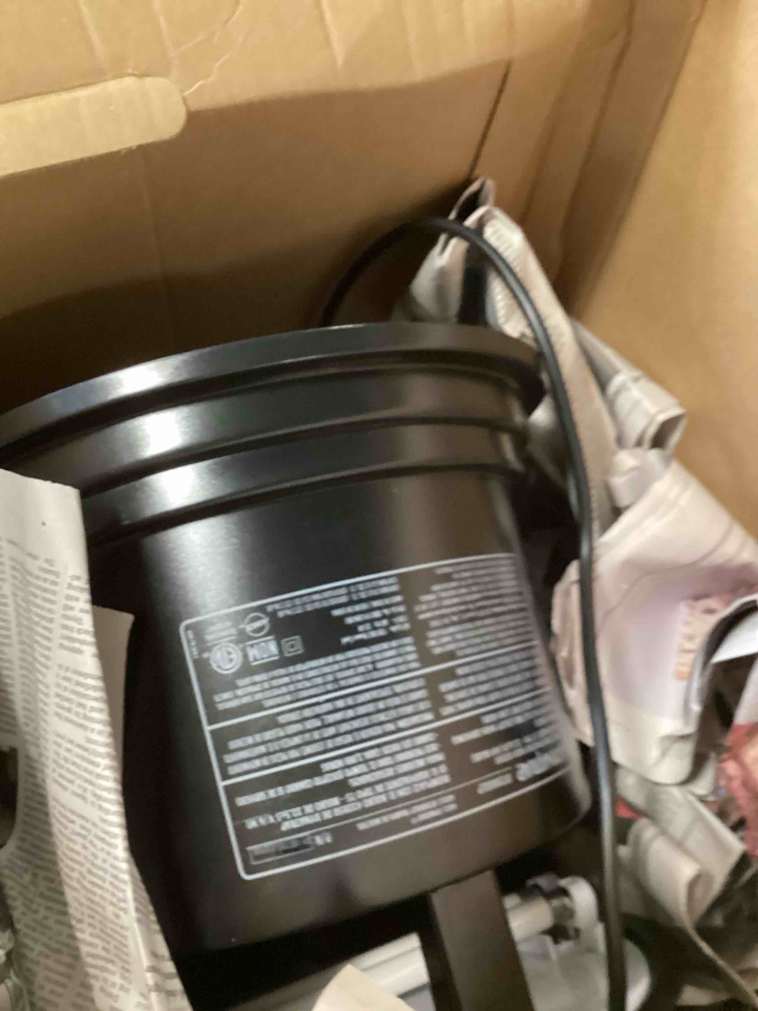 https://s3.amazonaws.com/lotting-images-prod/bidfta/BRN0117720_1724089487967.jpeg