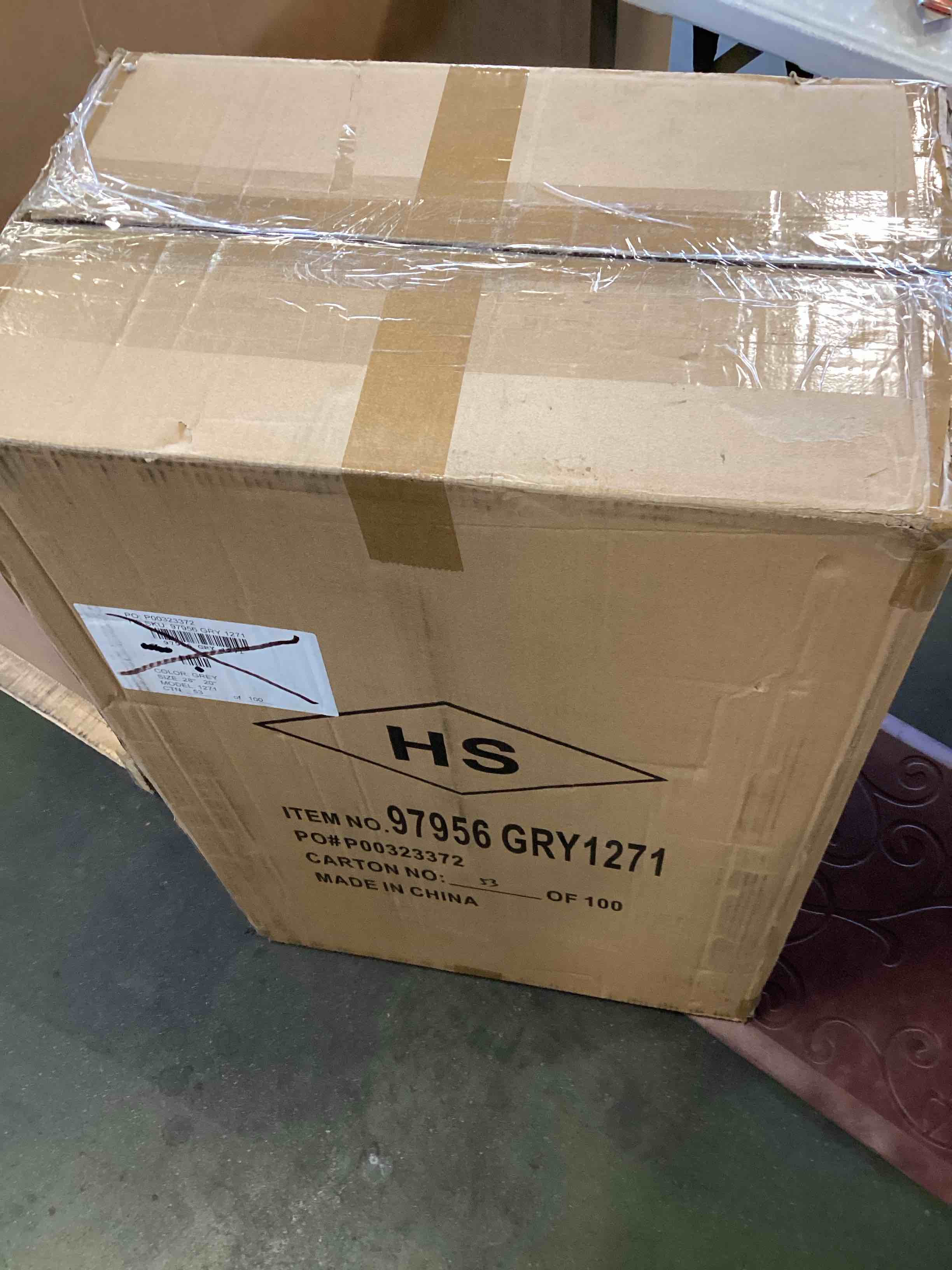 https://s3.amazonaws.com/lotting-images-prod/bidfta/BRN0117840_1723827204043.jpeg