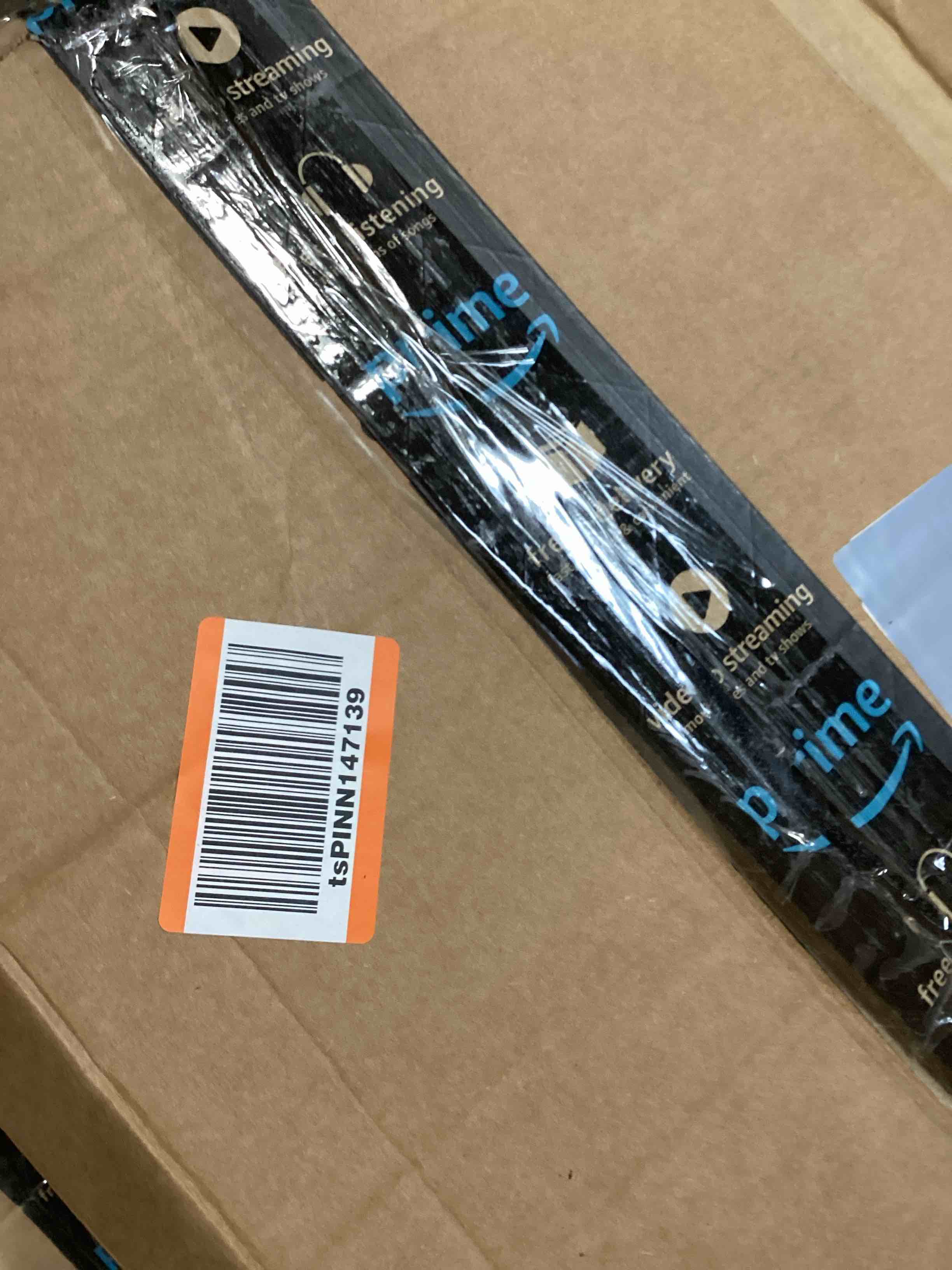 https://s3.amazonaws.com/lotting-images-prod/bidfta/BRN0125265_1725558300555.jpeg