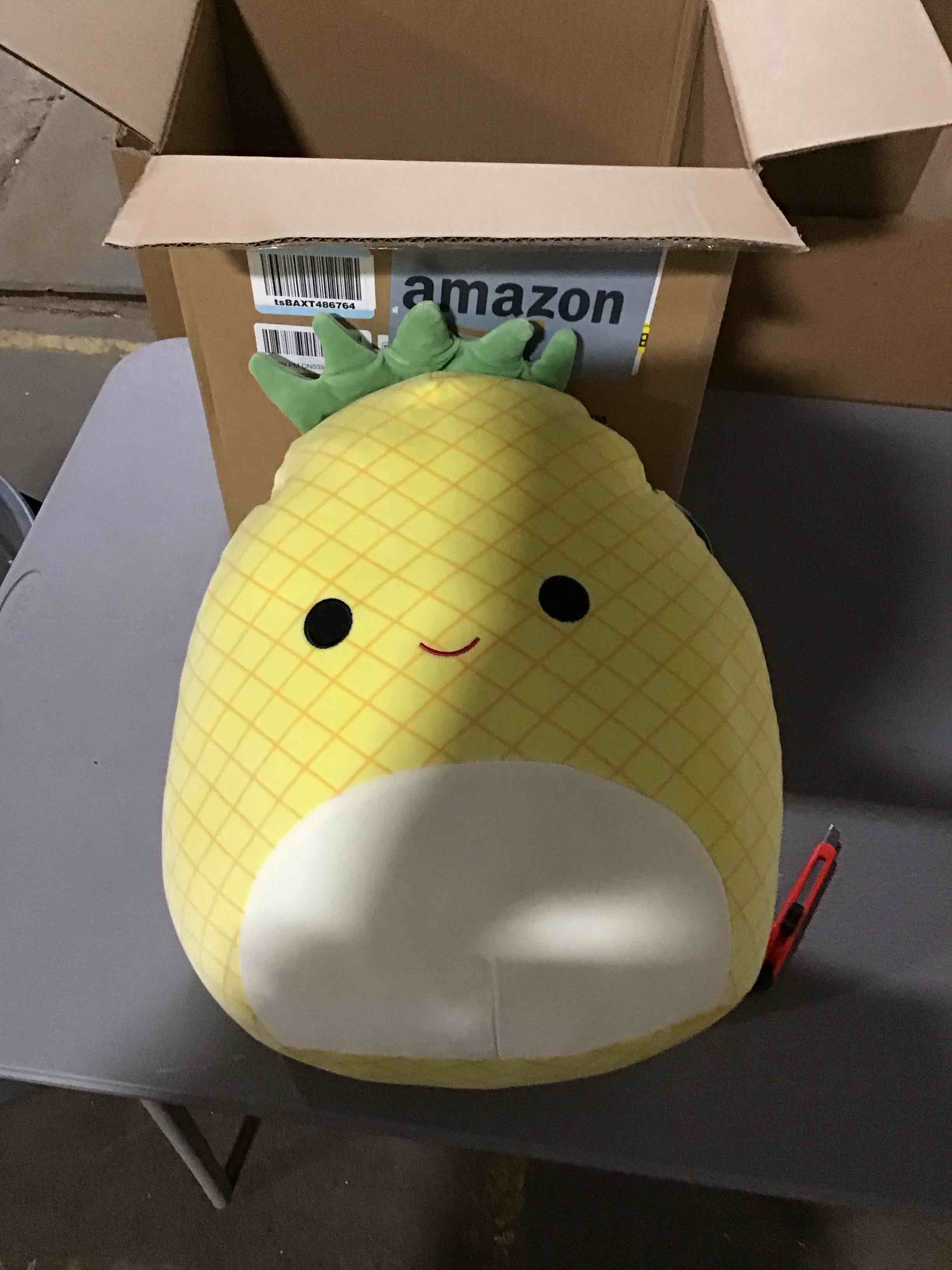 https://s3.amazonaws.com/lotting-images-prod/bidfta/BRN0128550_1737729523423.jpeg