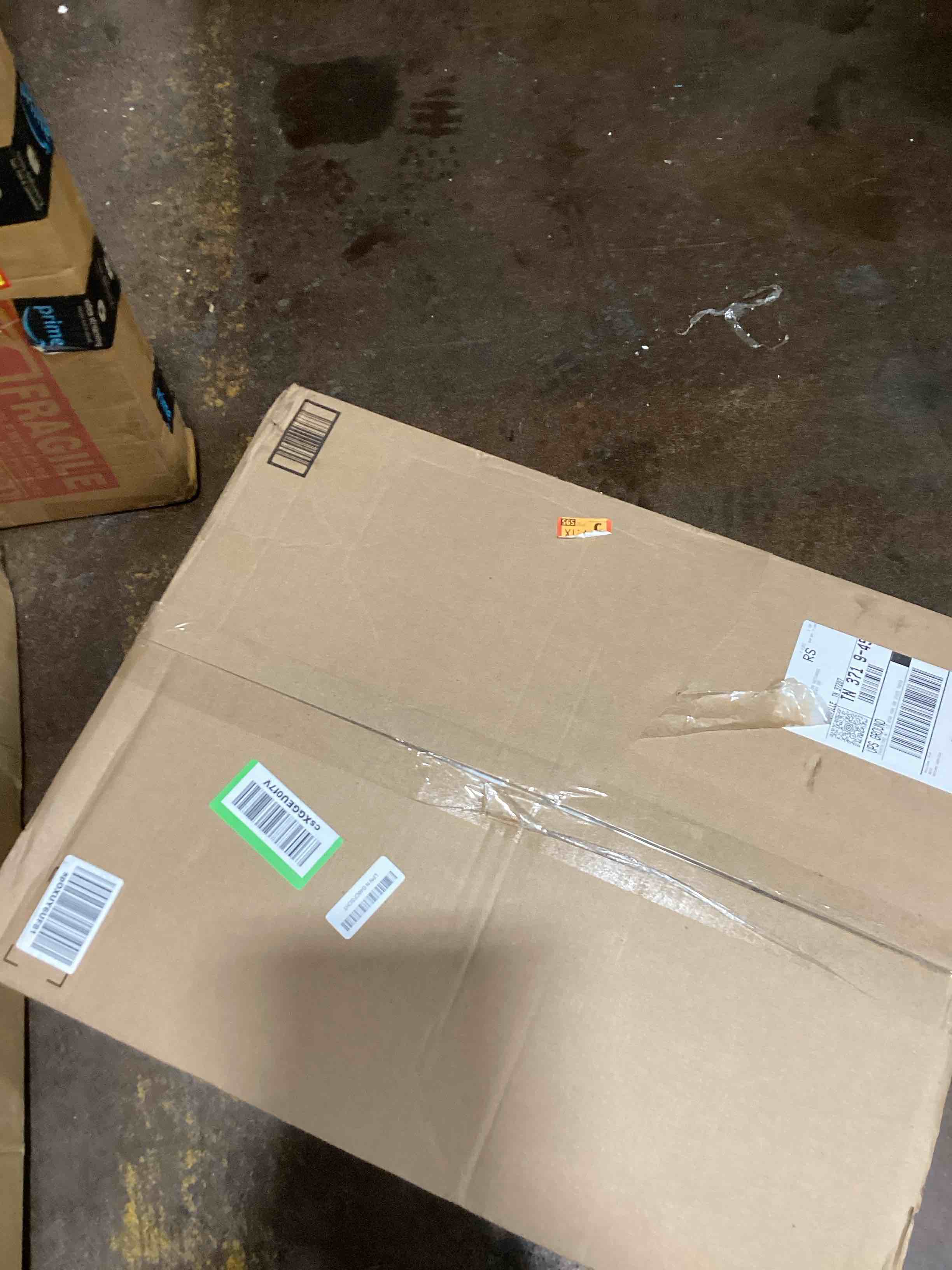 https://s3.amazonaws.com/lotting-images-prod/bidfta/BRN0134094_1728486610593.jpeg