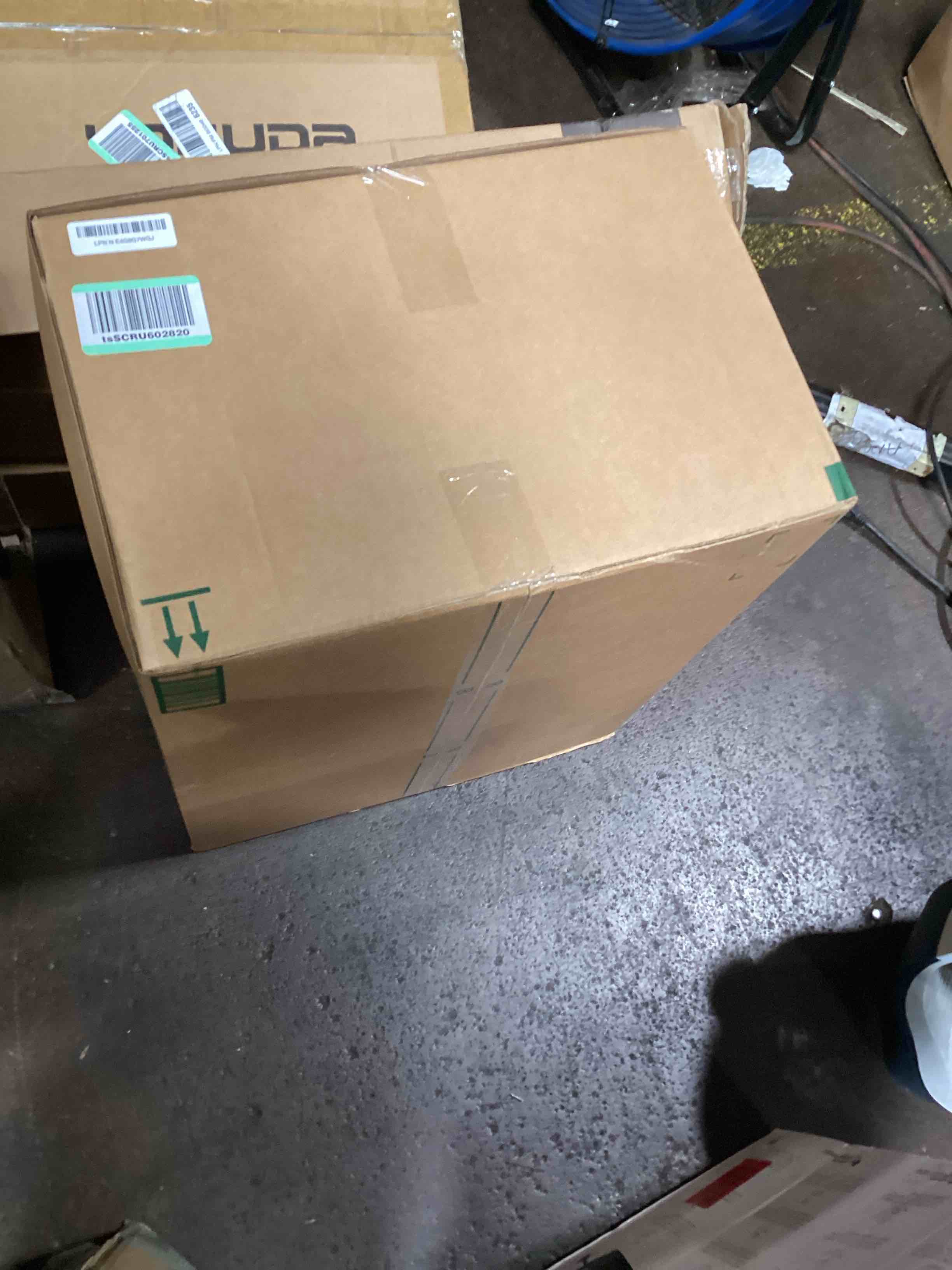 https://s3.amazonaws.com/lotting-images-prod/bidfta/BRN0135127_1727719306899.jpeg