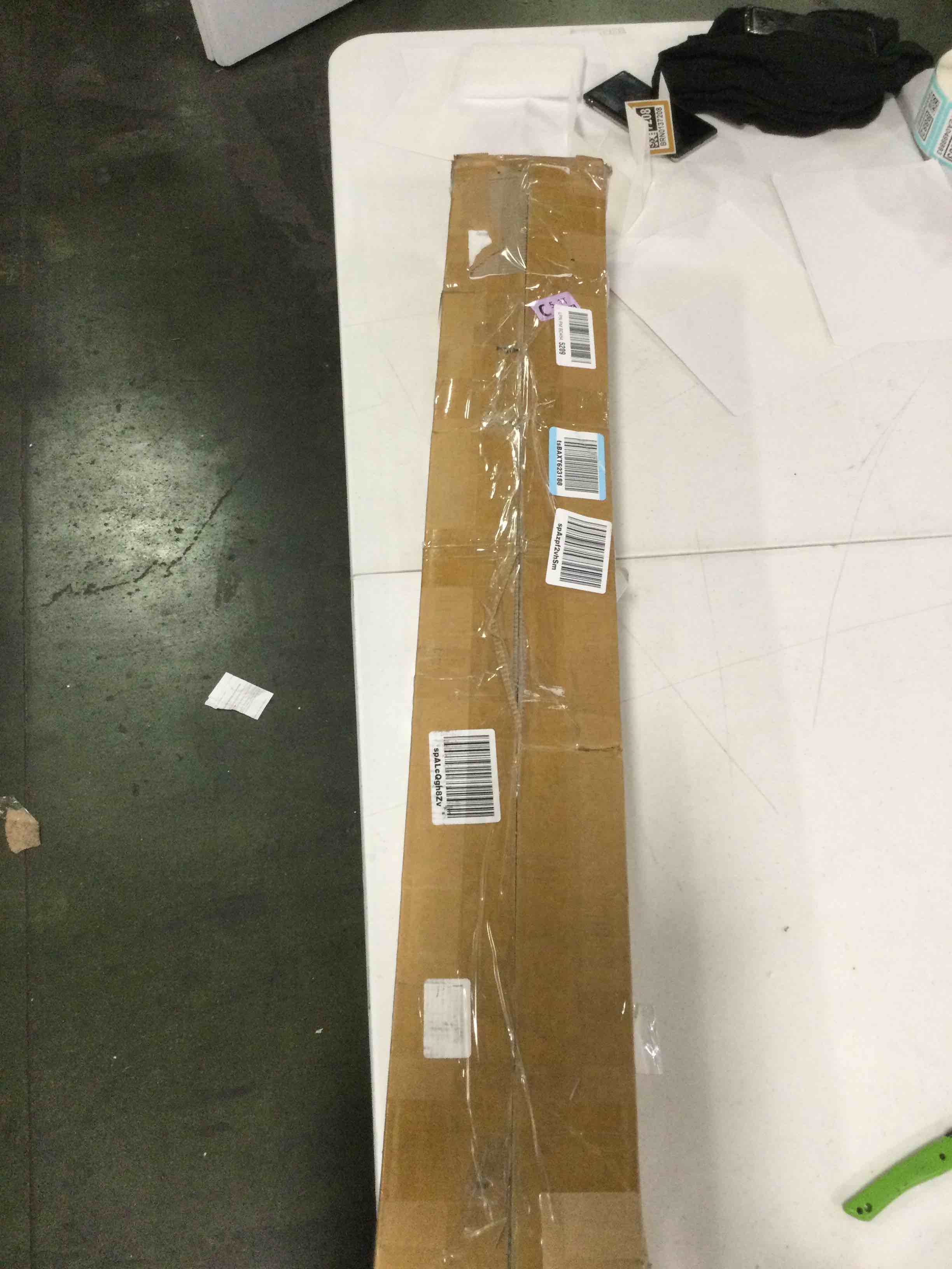 https://s3.amazonaws.com/lotting-images-prod/bidfta/BRN0137207_1729713897383.jpeg