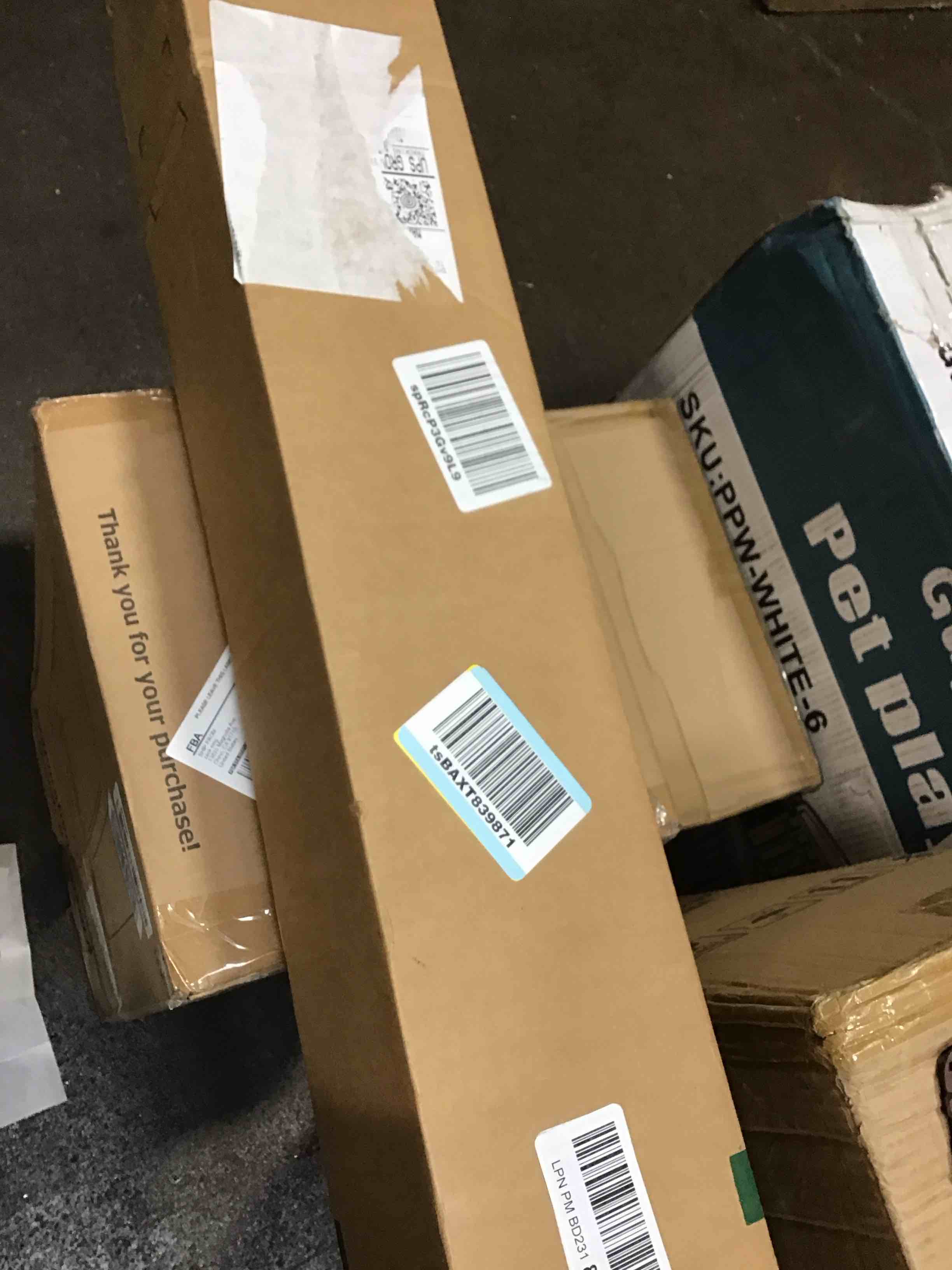 https://s3.amazonaws.com/lotting-images-prod/bidfta/BRN0138041_1730403012636.jpeg