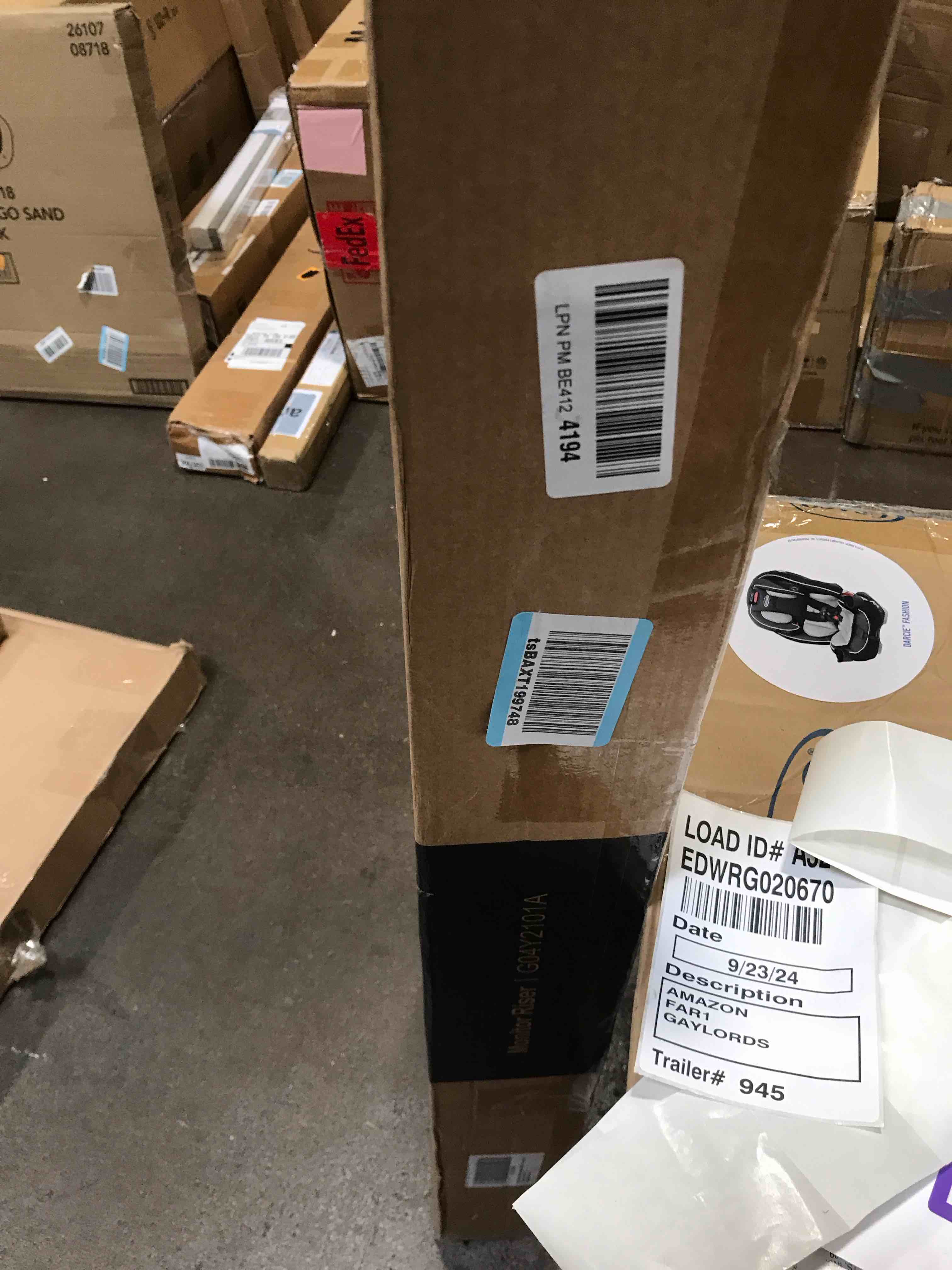 https://s3.amazonaws.com/lotting-images-prod/bidfta/BRN0139901_1729531075374.jpeg