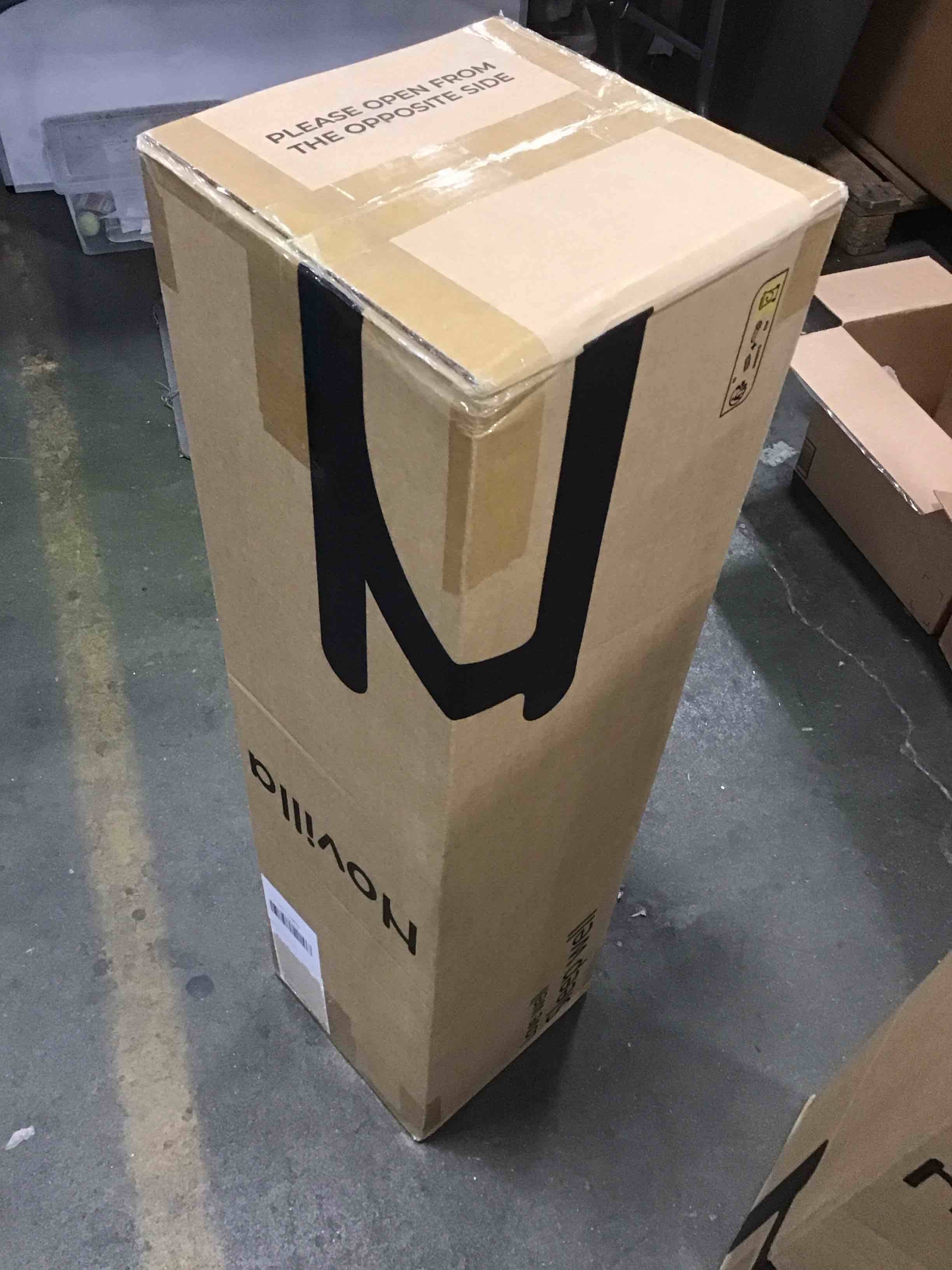 https://s3.amazonaws.com/lotting-images-prod/bidfta/BRN0146390_1726587367075.jpeg