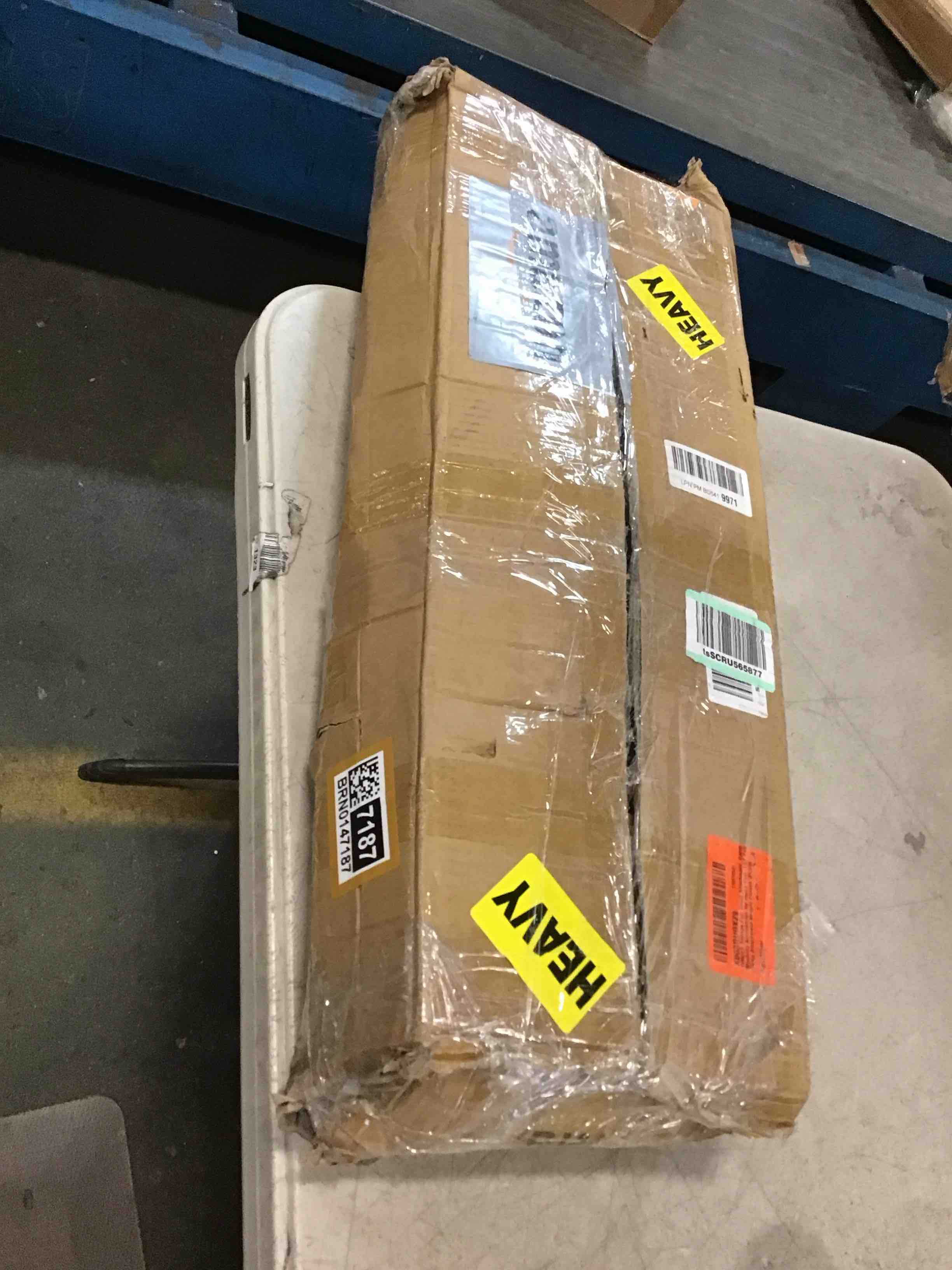 https://s3.amazonaws.com/lotting-images-prod/bidfta/BRN0147187_1726062584984.jpeg