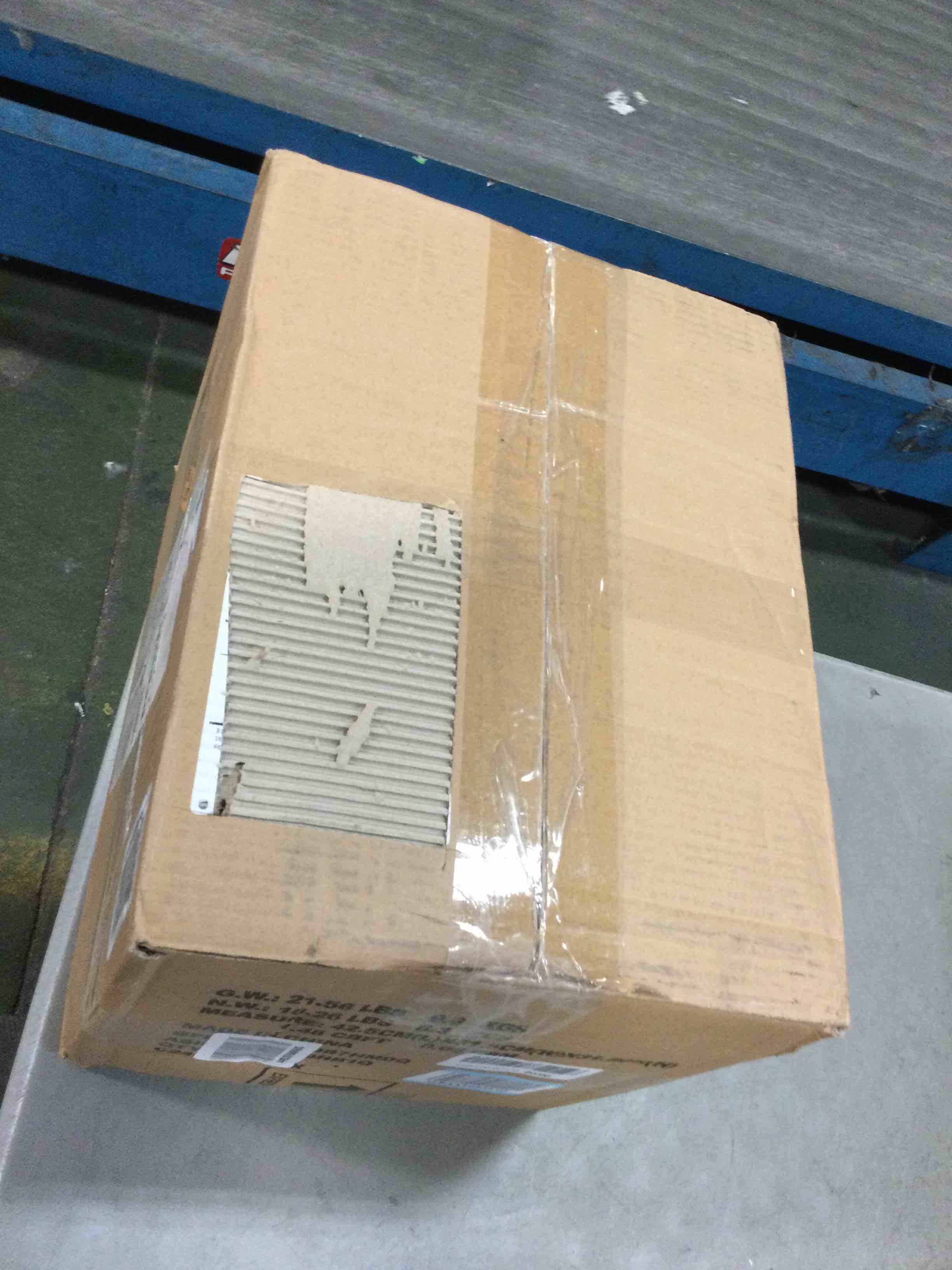 https://s3.amazonaws.com/lotting-images-prod/bidfta/BRN0148273_1726015164441.jpeg