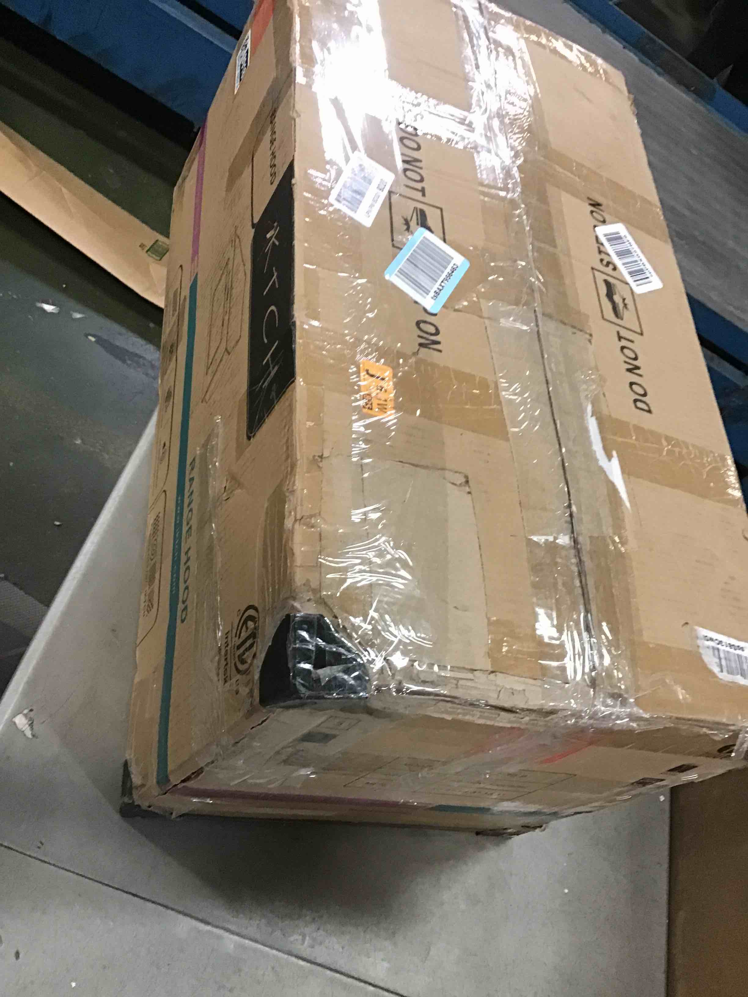https://s3.amazonaws.com/lotting-images-prod/bidfta/BRN0148918_1725891858293.jpeg