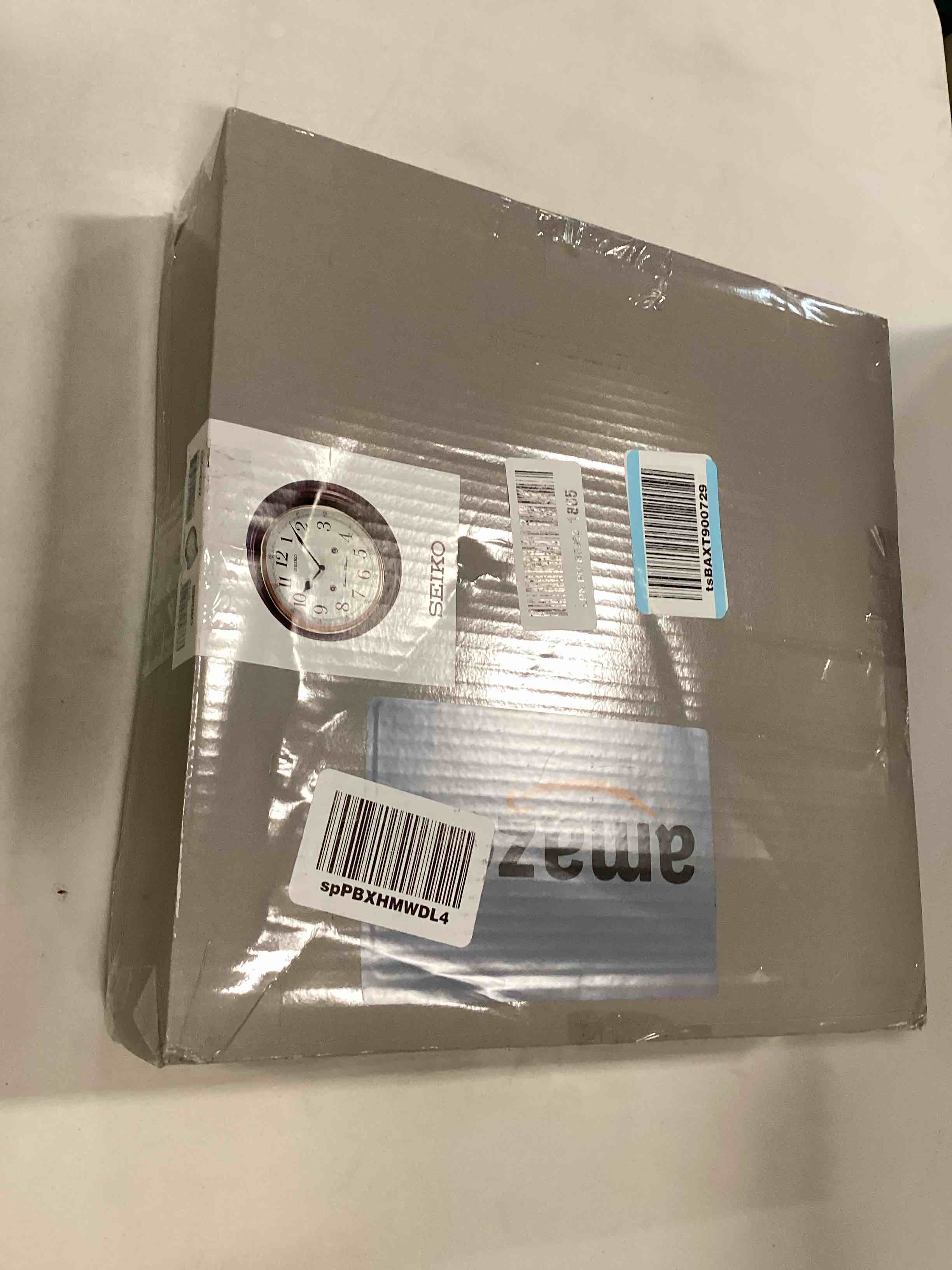 https://s3.amazonaws.com/lotting-images-prod/bidfta/BRN0149413_1725414881525.jpeg