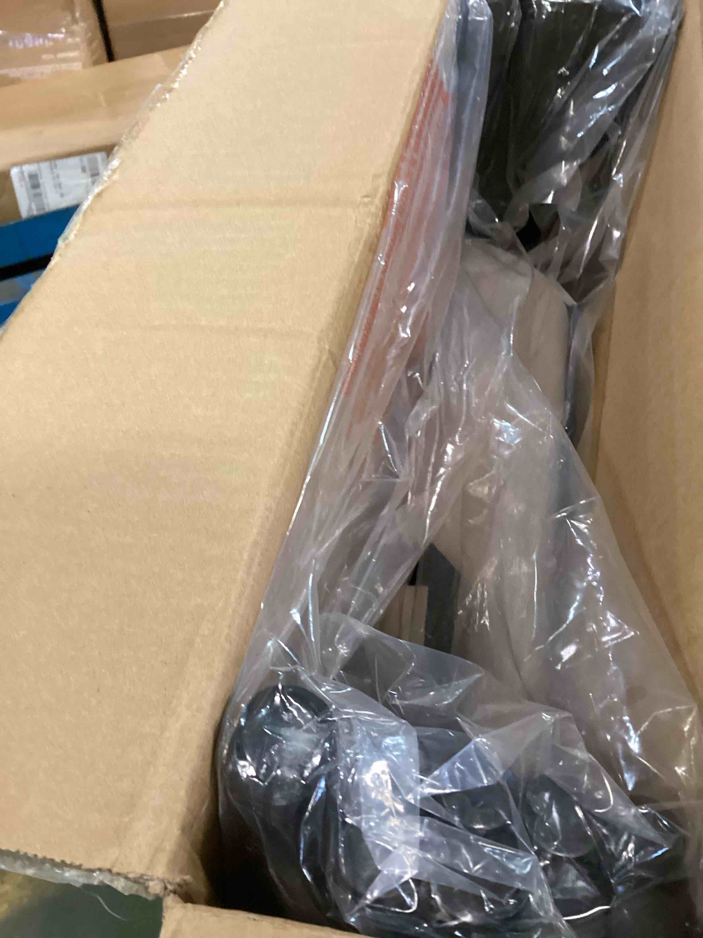https://s3.amazonaws.com/lotting-images-prod/bidfta/BRN0149678_1725375174881.jpeg
