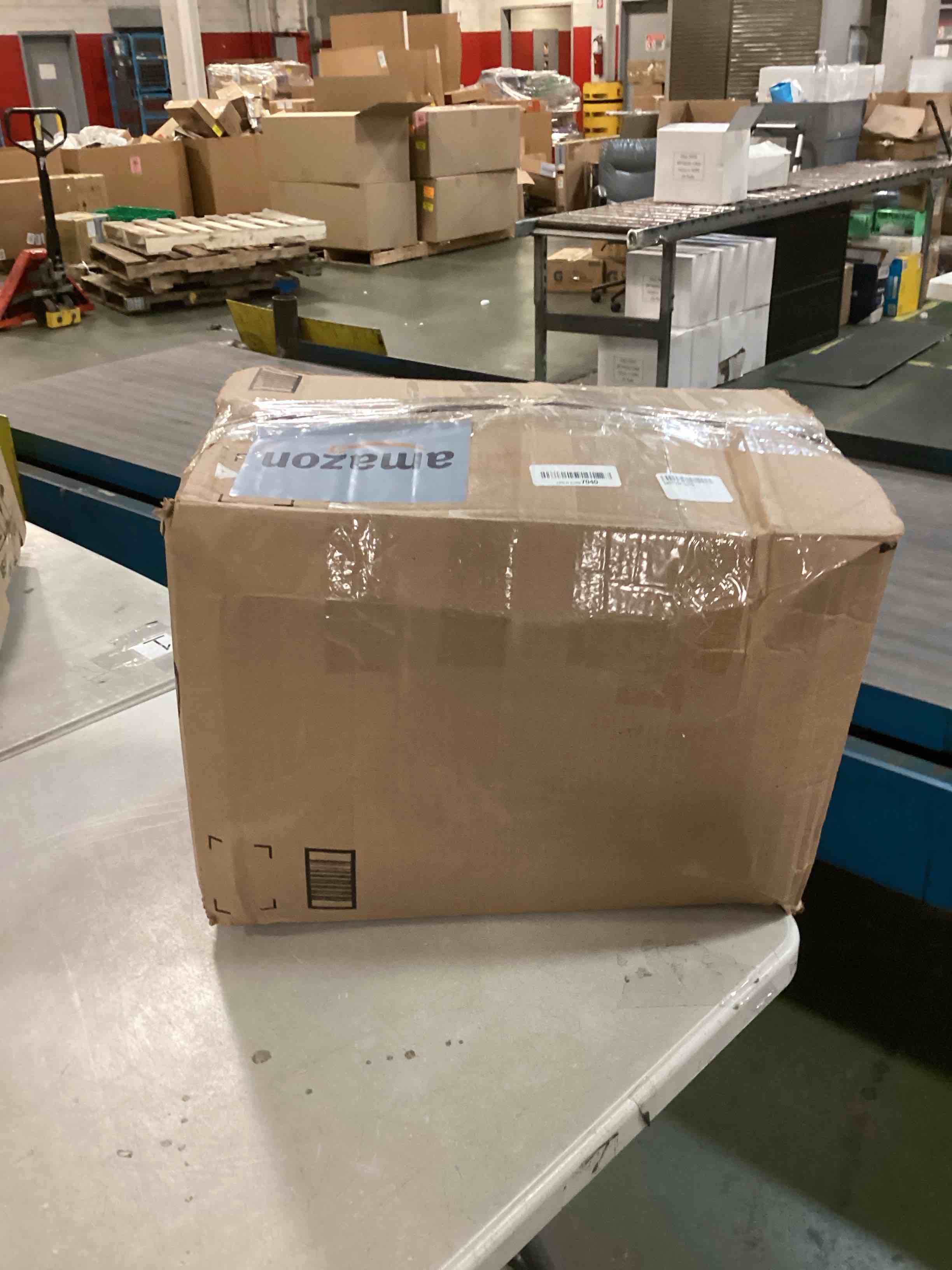 https://s3.amazonaws.com/lotting-images-prod/bidfta/BRN0150251_1726282203527.jpeg