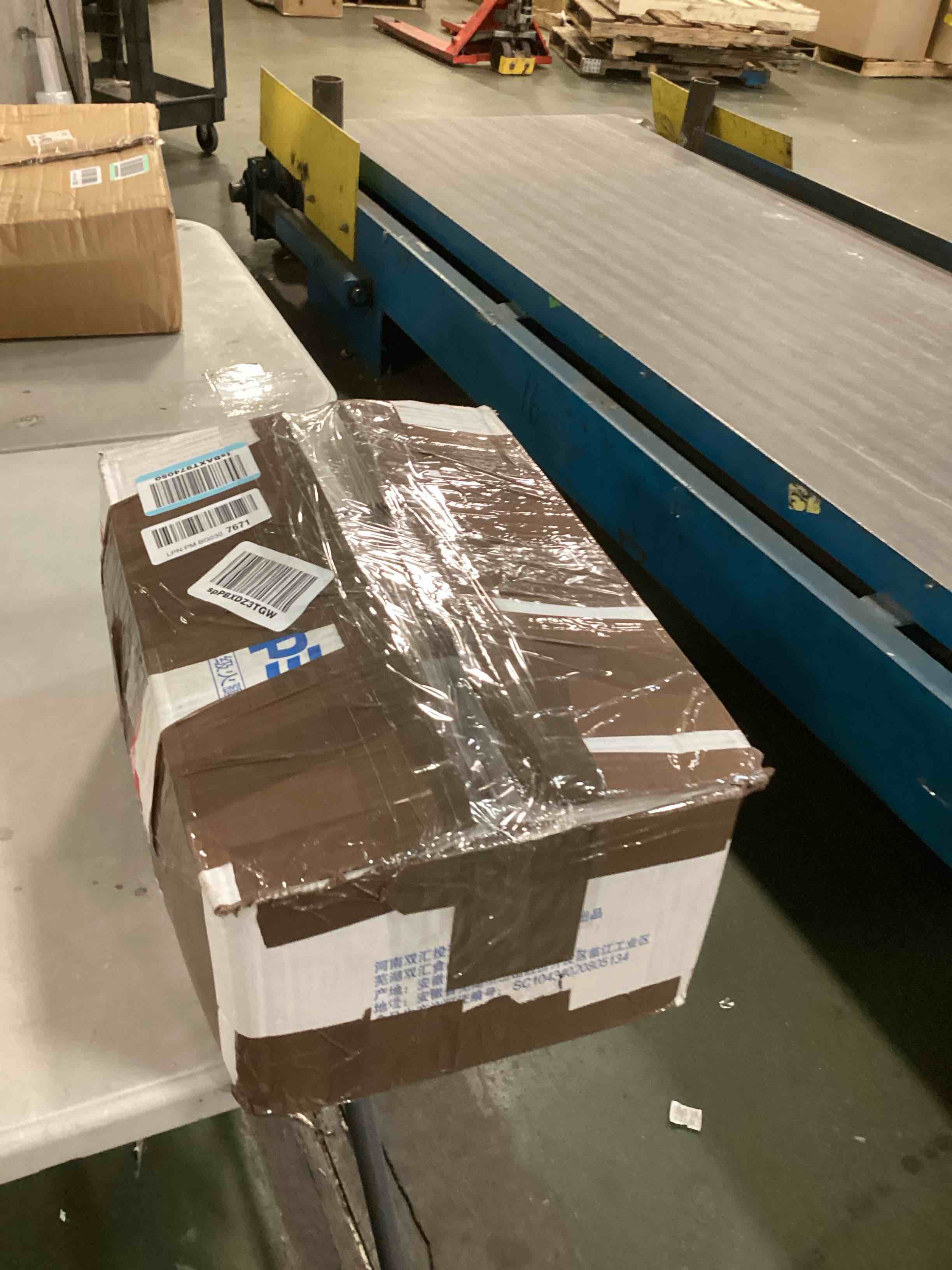 https://s3.amazonaws.com/lotting-images-prod/bidfta/BRN0150308_1726267573685.jpeg