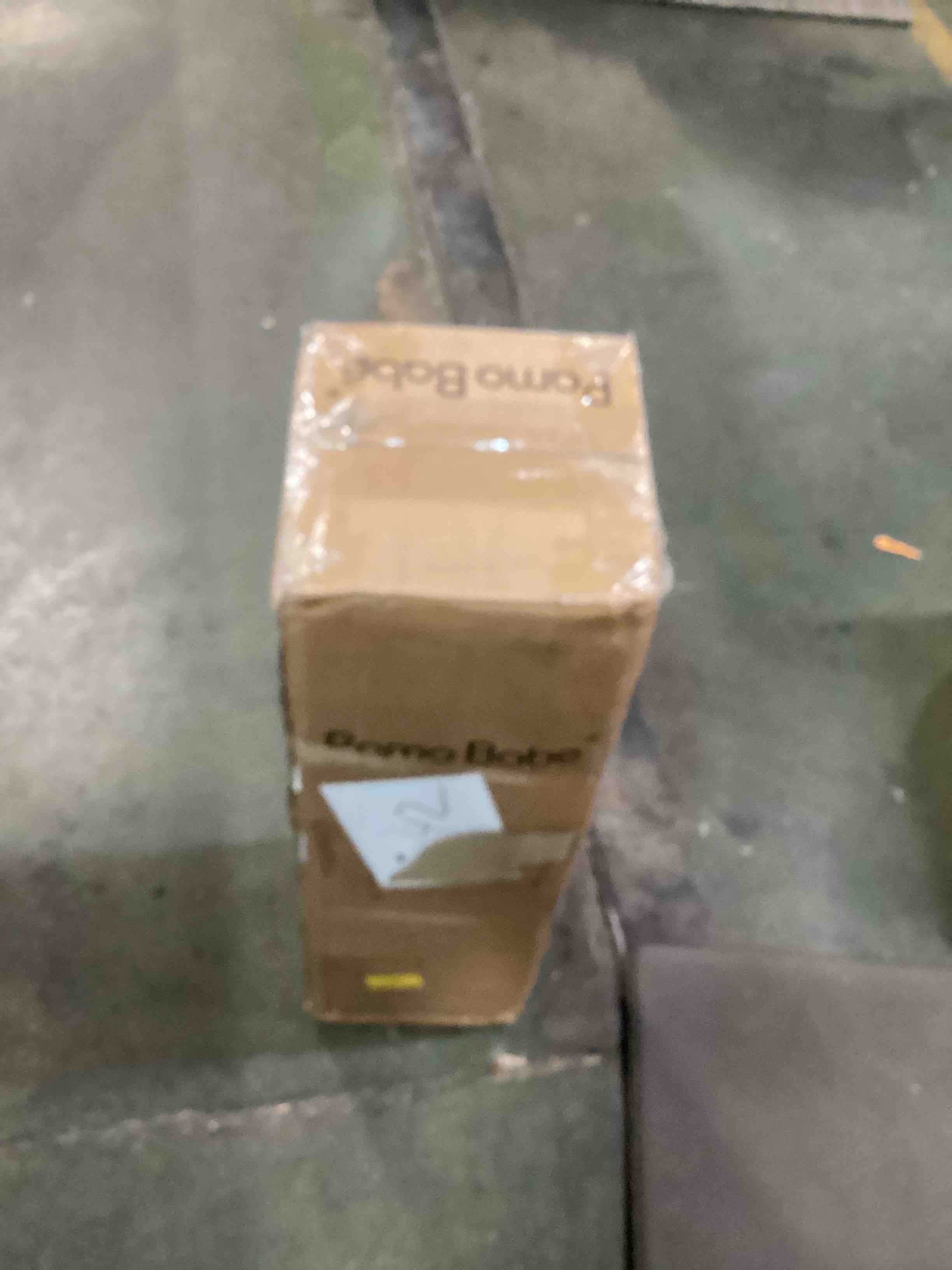https://s3.amazonaws.com/lotting-images-prod/bidfta/BRN0151000_1725917462787.jpeg