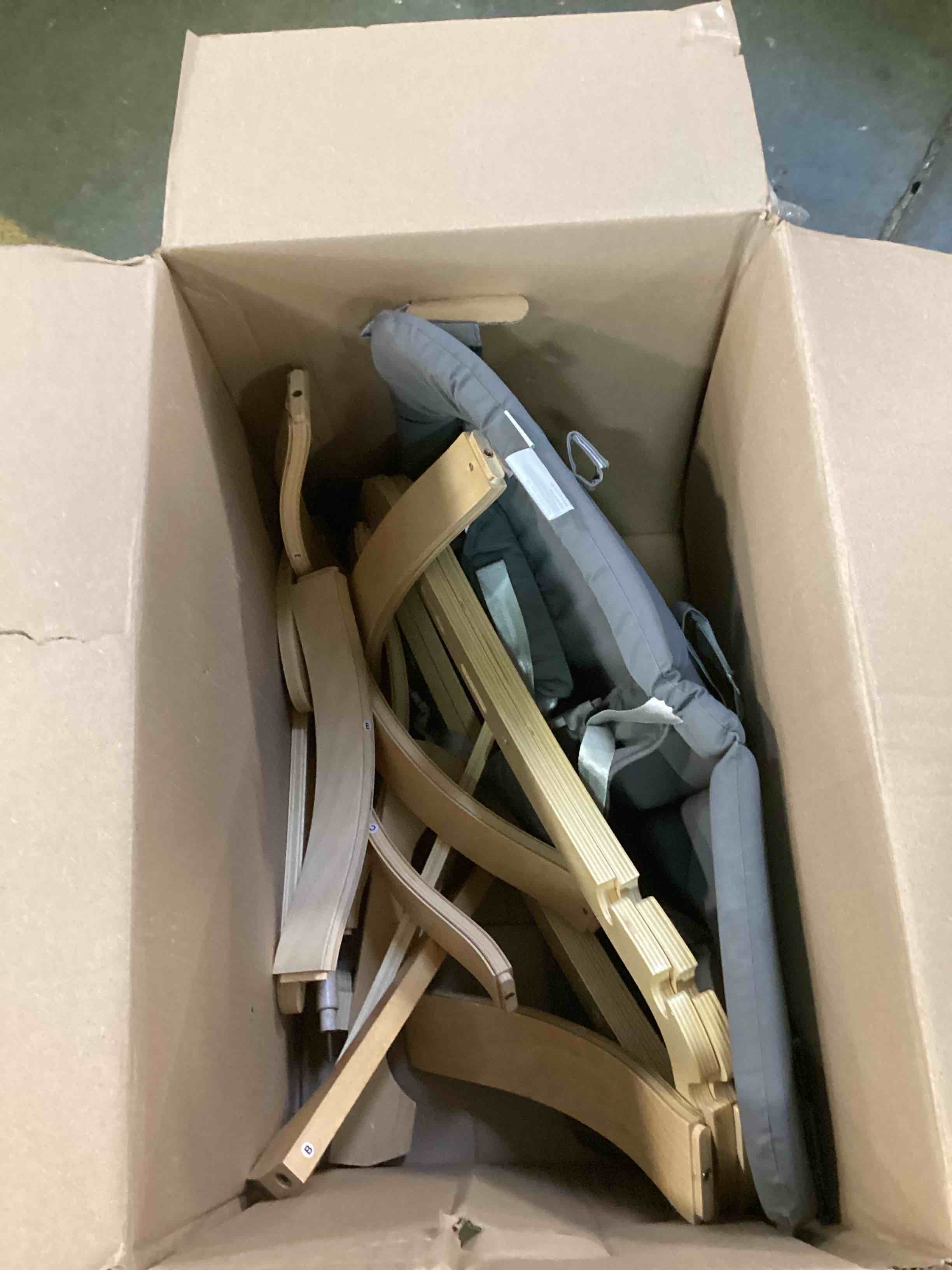 https://s3.amazonaws.com/lotting-images-prod/bidfta/BRN0151628_1725486736230.jpeg