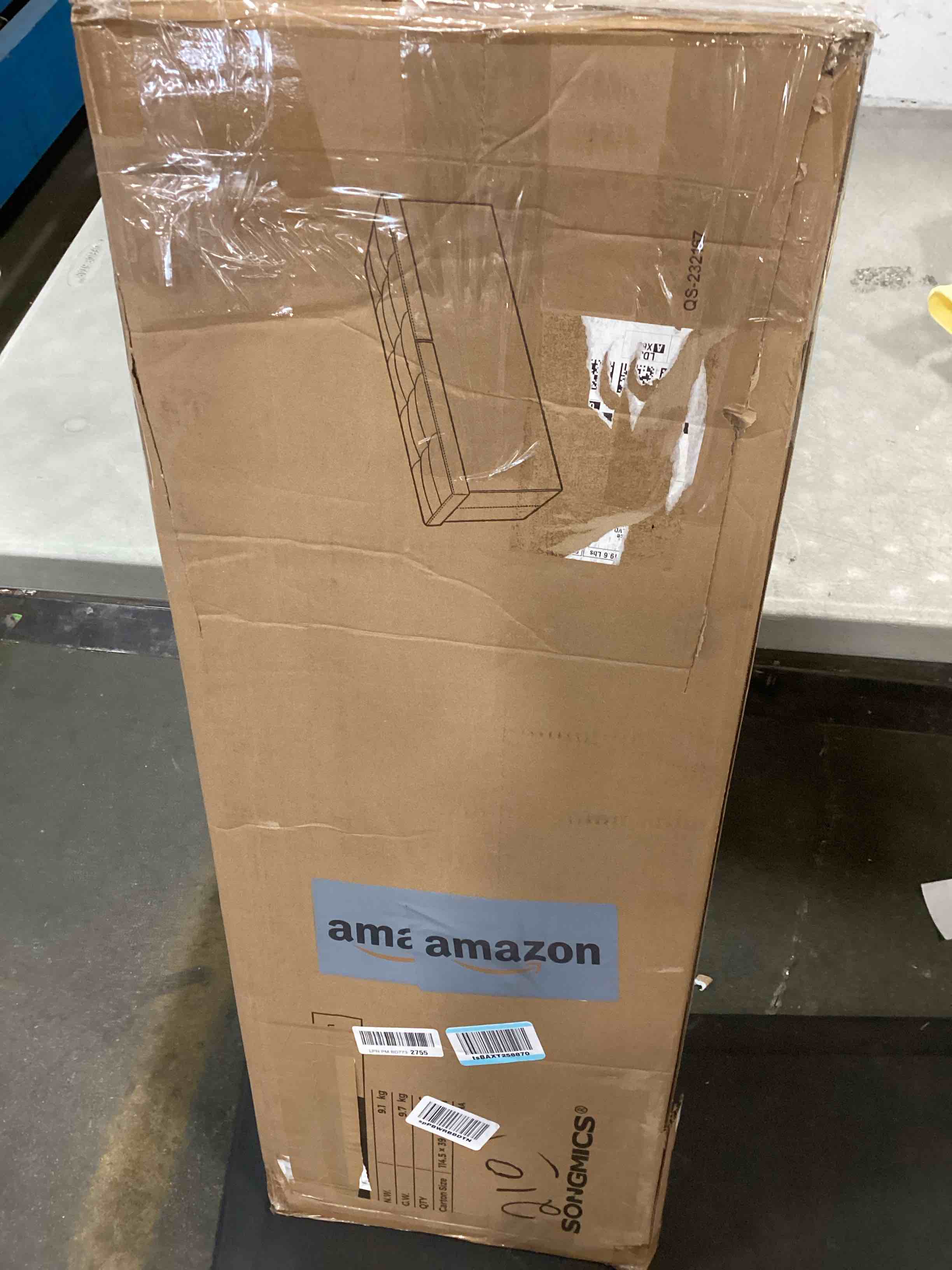 https://s3.amazonaws.com/lotting-images-prod/bidfta/BRN0152984_1725630575823.jpeg