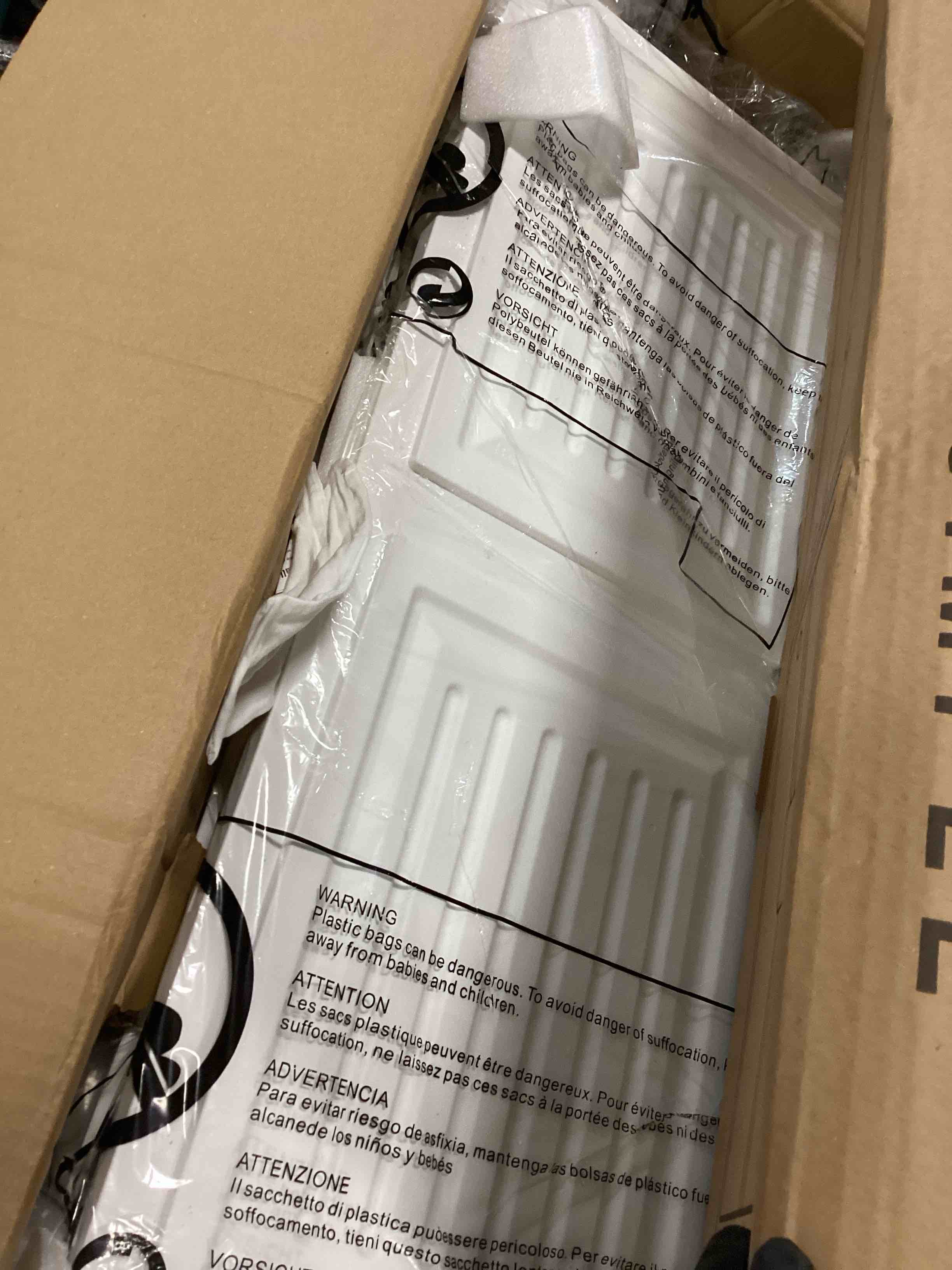 https://s3.amazonaws.com/lotting-images-prod/bidfta/BRN0153900_1725113233215.jpeg