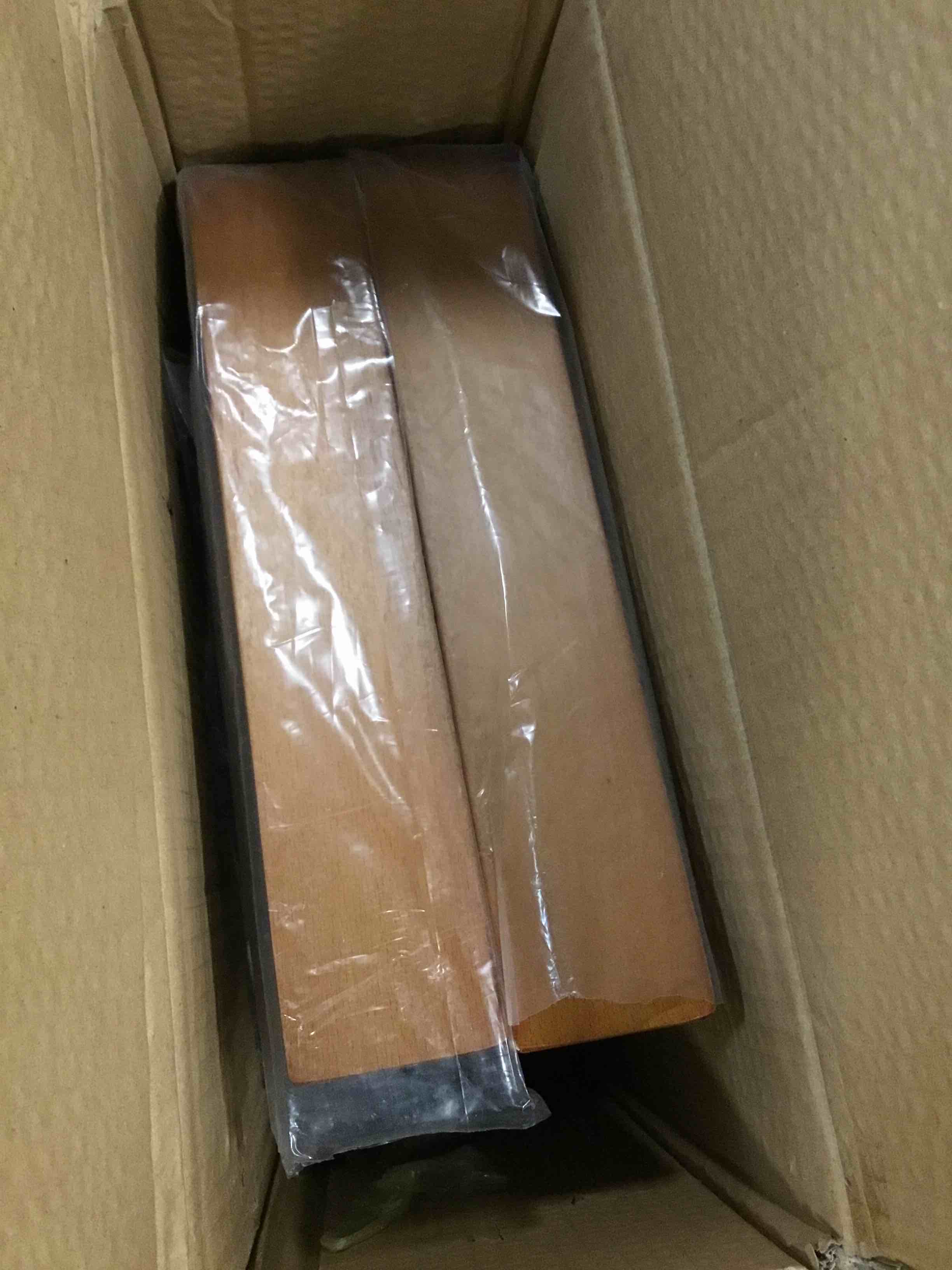 https://s3.amazonaws.com/lotting-images-prod/bidfta/BRN0156040_1726579074055.jpeg