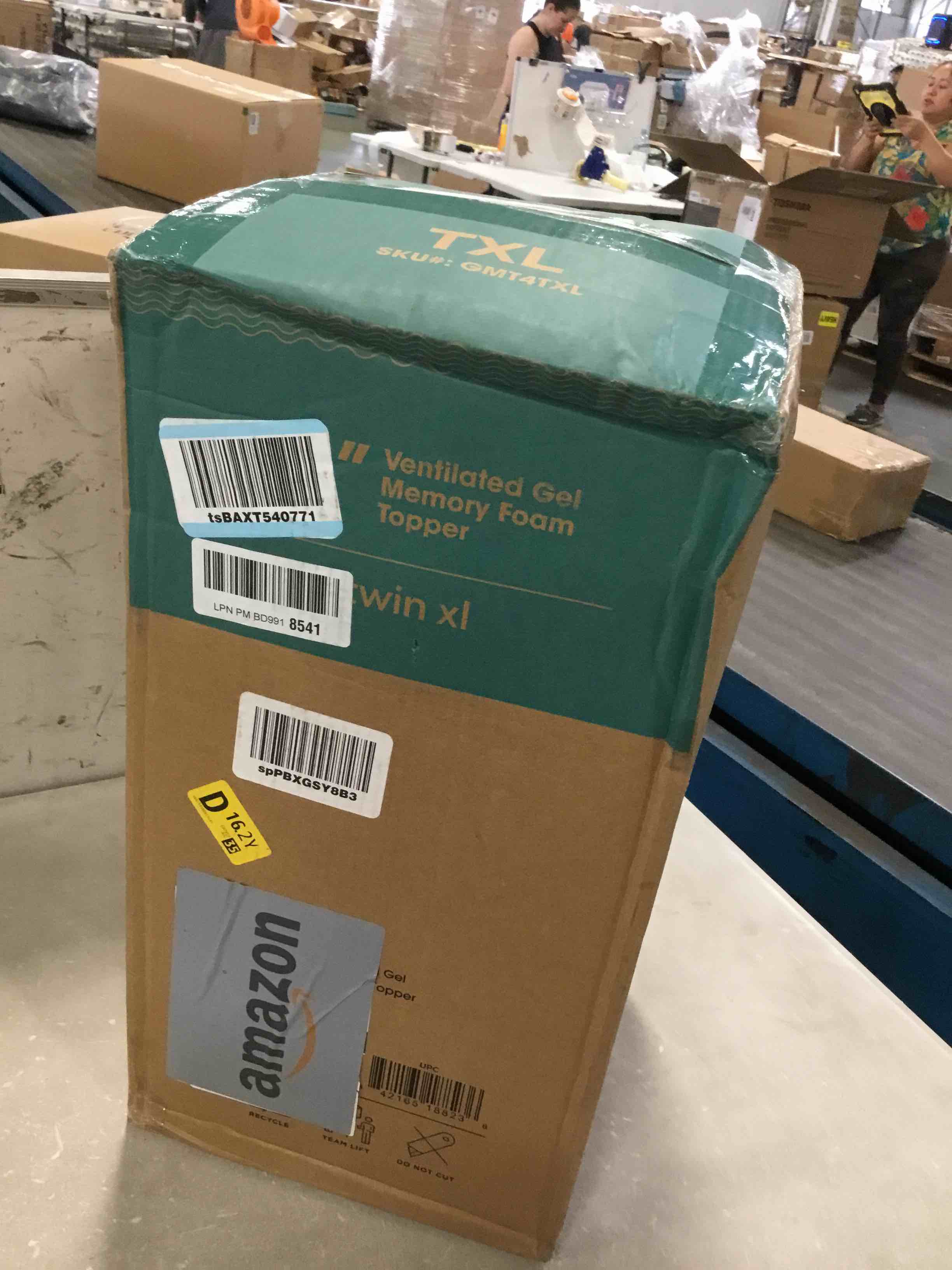 https://s3.amazonaws.com/lotting-images-prod/bidfta/BRN0157831_1725648607233.jpeg