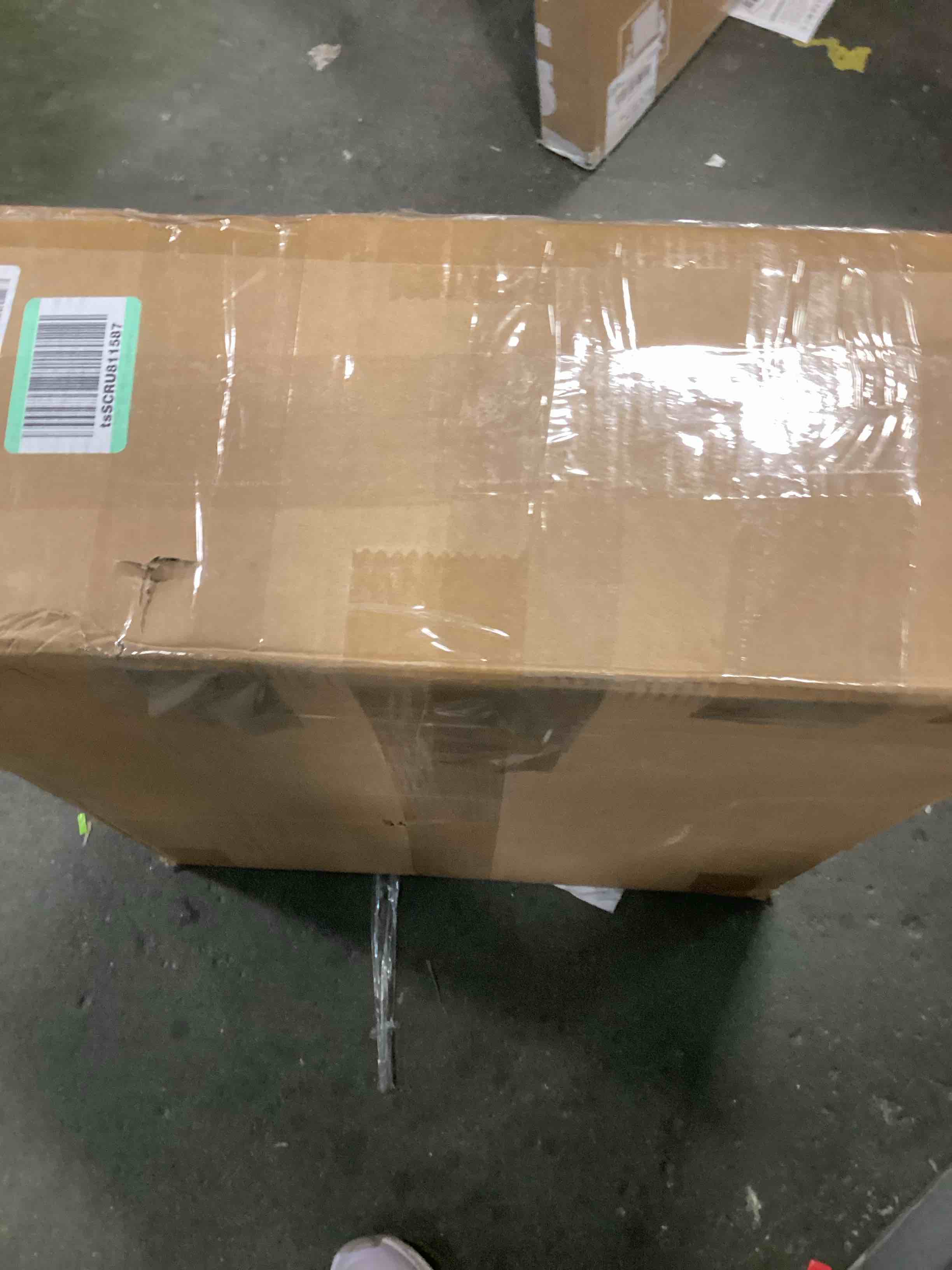 https://s3.amazonaws.com/lotting-images-prod/bidfta/BRN0158225_1728708983639.jpeg
