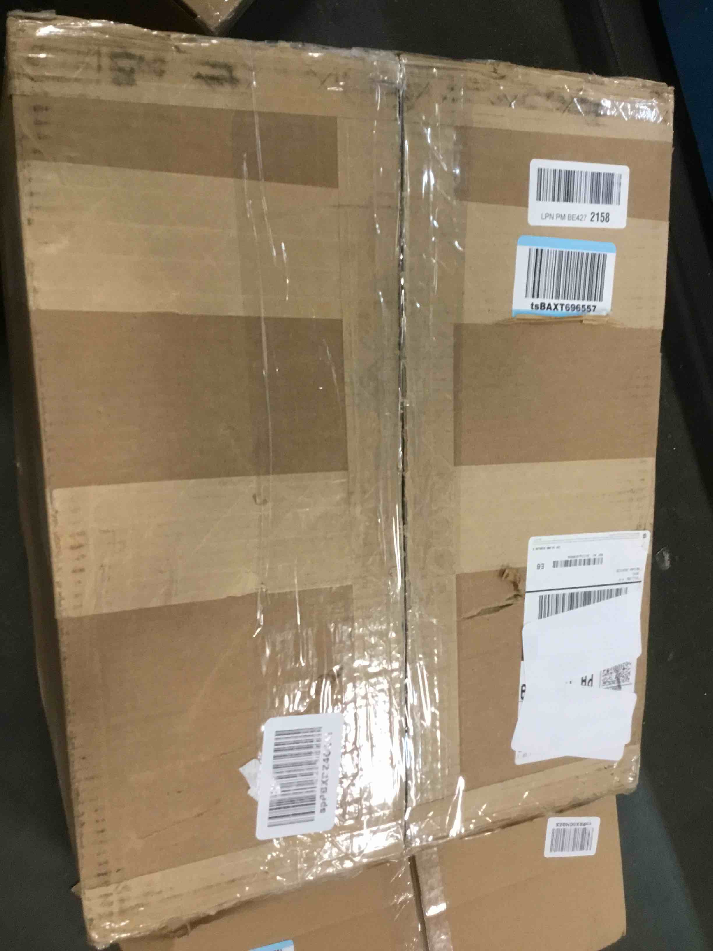 https://s3.amazonaws.com/lotting-images-prod/bidfta/BRN0158876_1728442437476.jpeg