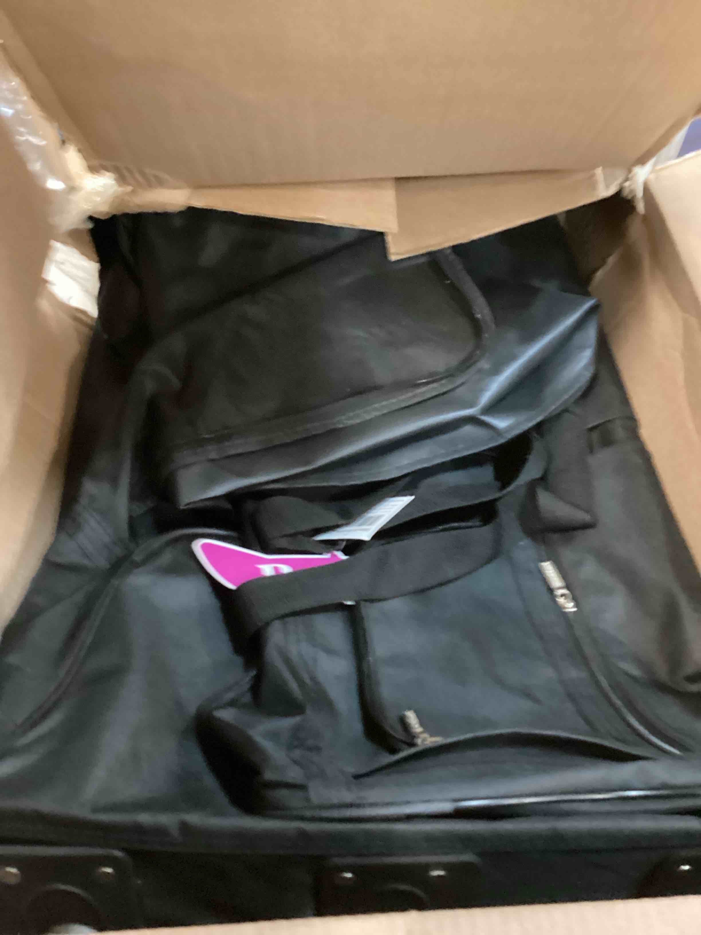 Rockland Rolling Duffel Bag 40Inch Black