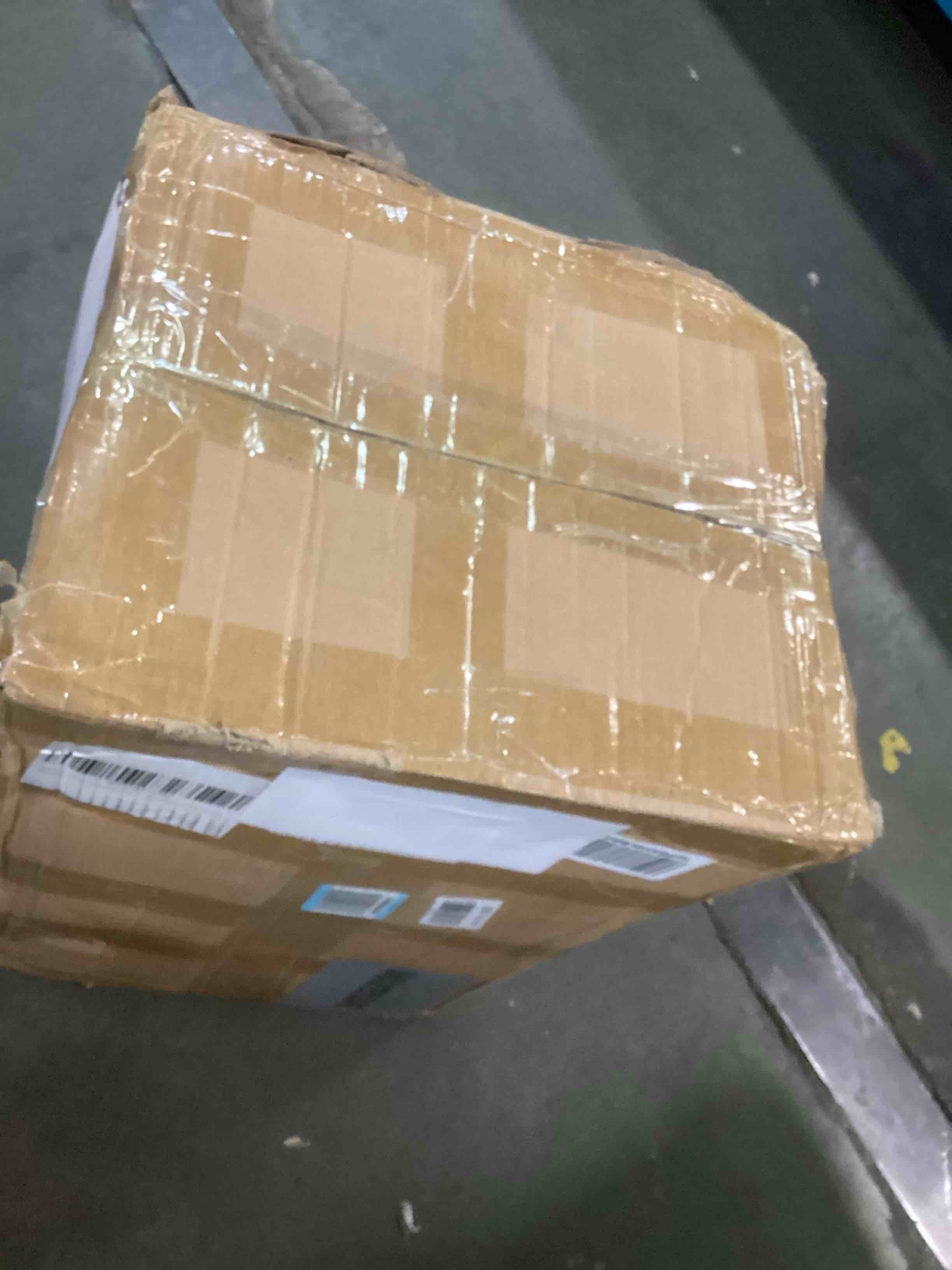 https://s3.amazonaws.com/lotting-images-prod/bidfta/BRN0166791_1726058414073.jpeg