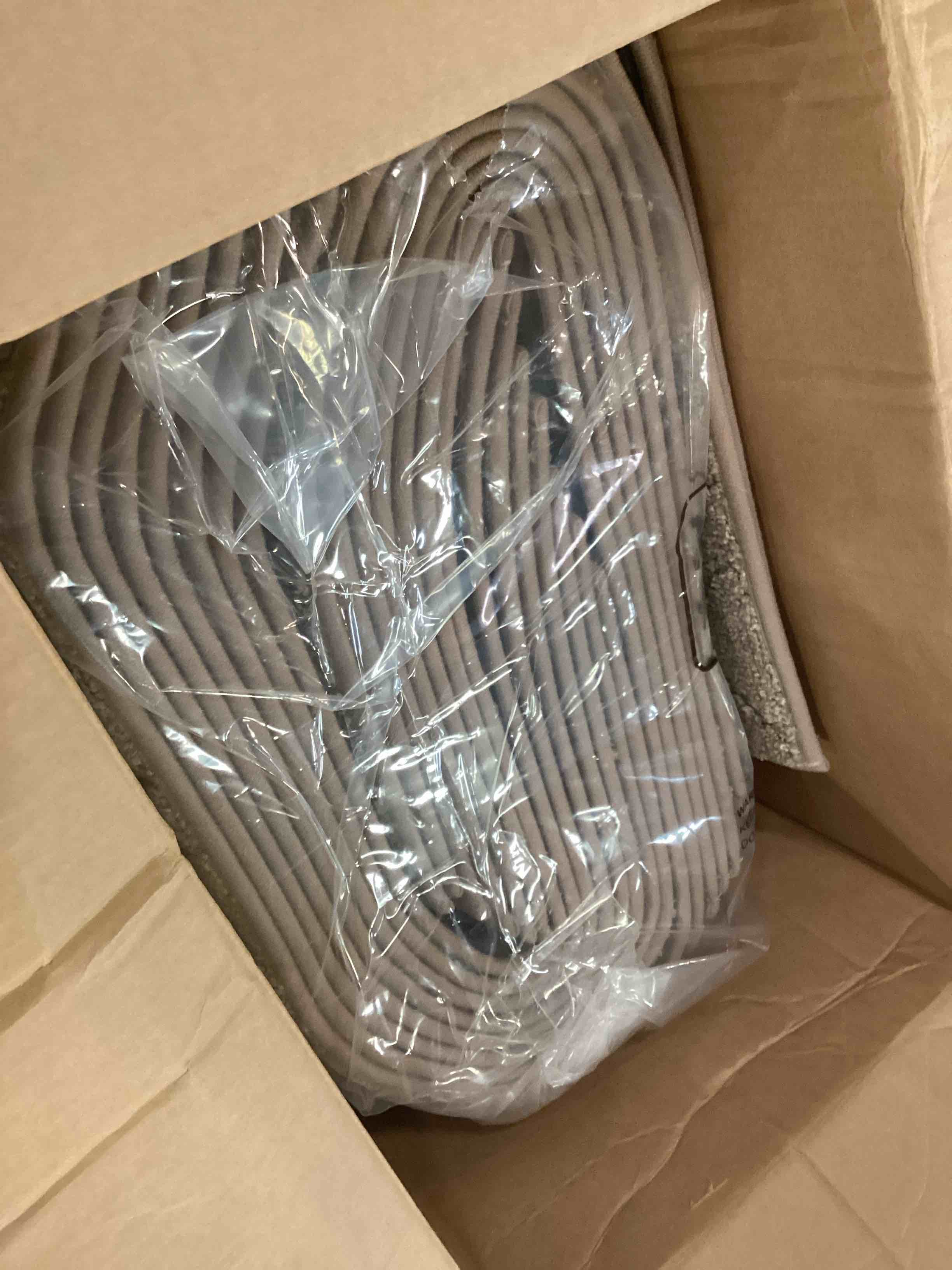 https://s3.amazonaws.com/lotting-images-prod/bidfta/BRN0167024_1725970938838.jpeg