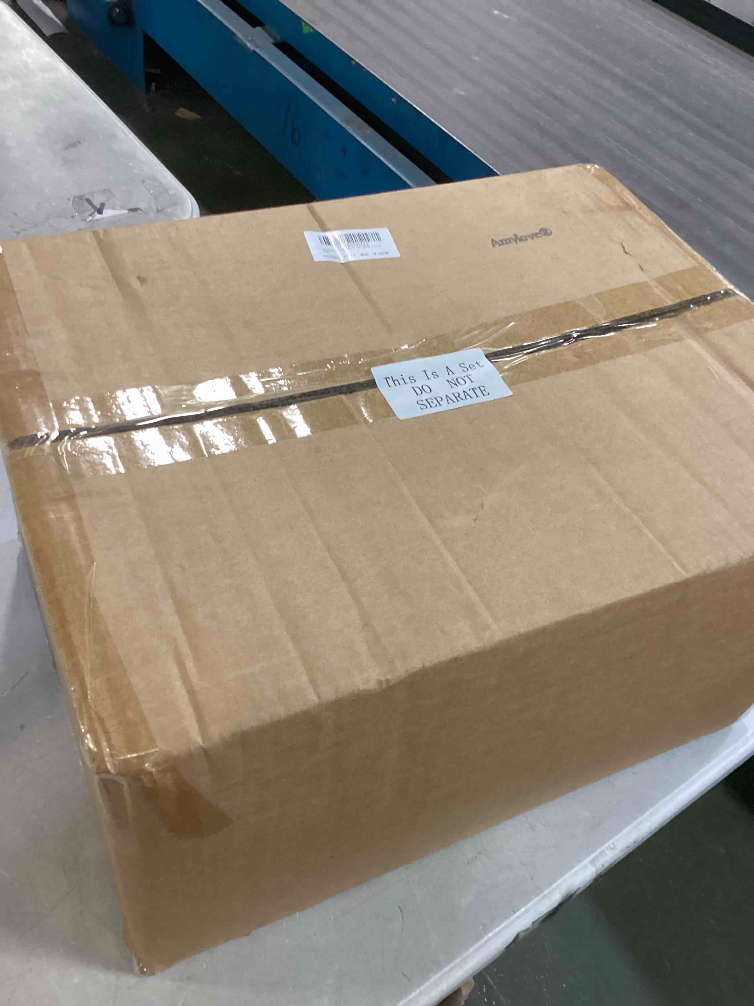 https://s3.amazonaws.com/lotting-images-prod/bidfta/BRN0167309_1725652756660.jpeg