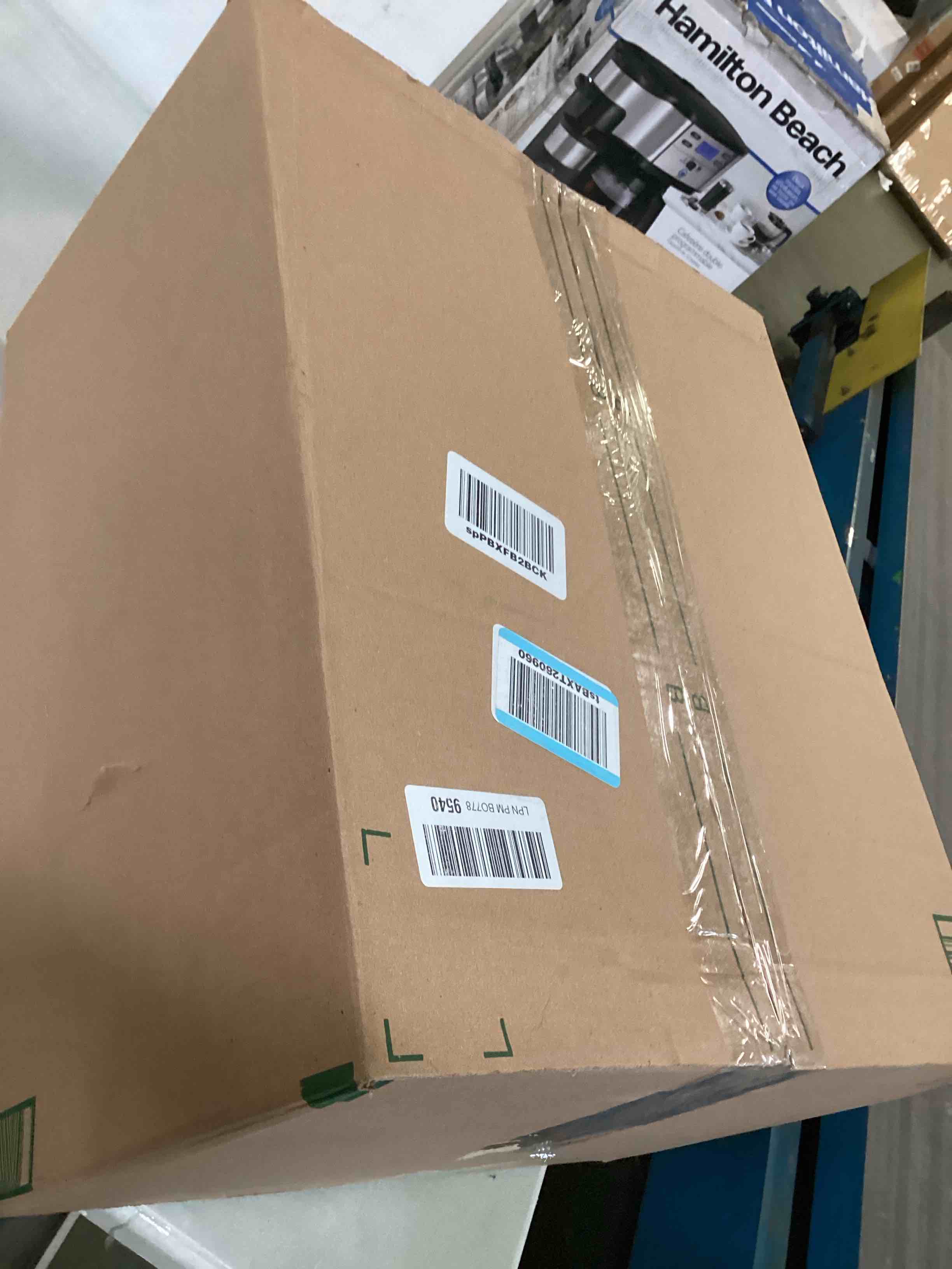 https://s3.amazonaws.com/lotting-images-prod/bidfta/BRN0167667_1725554107924.jpeg