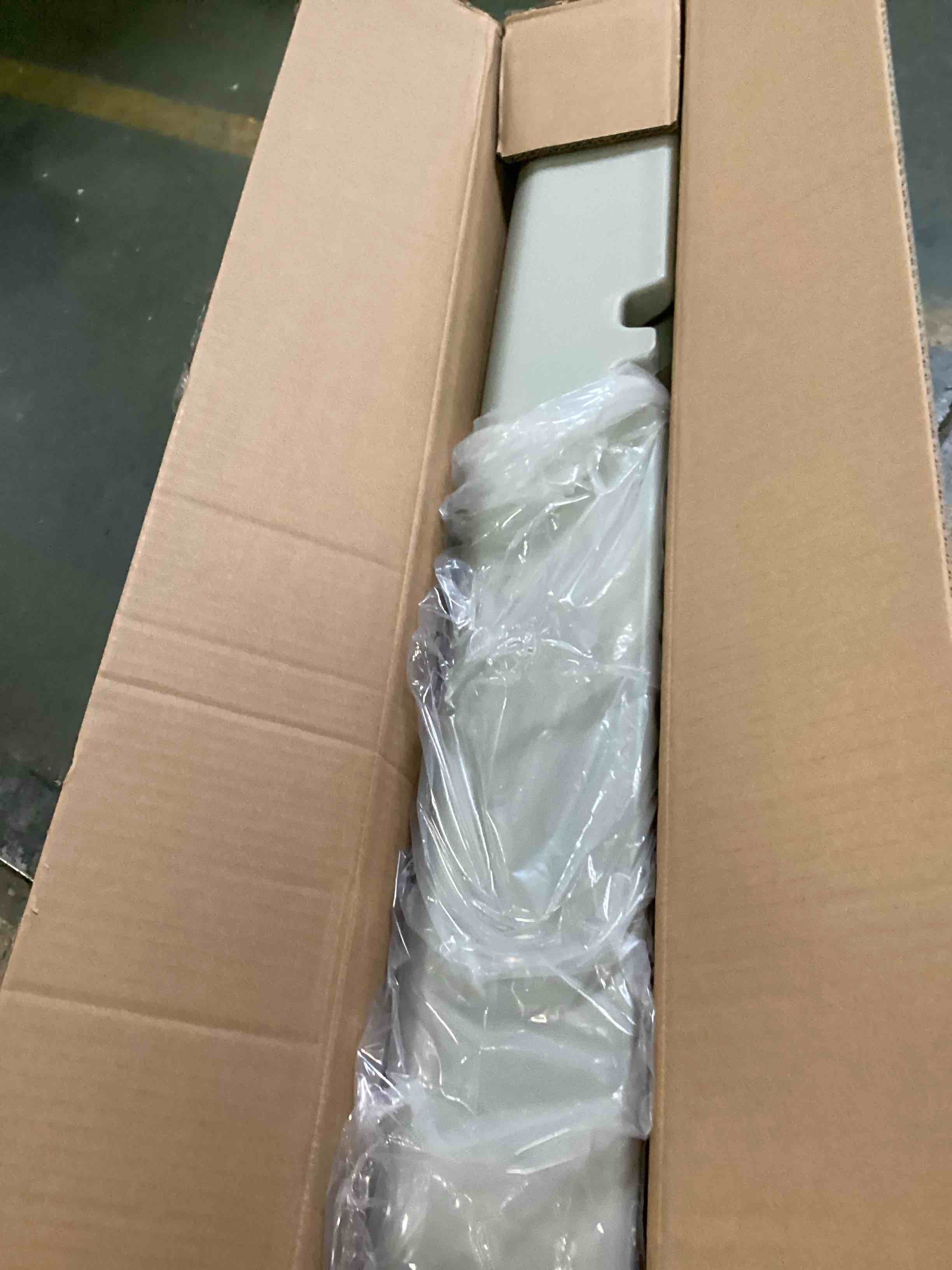 https://s3.amazonaws.com/lotting-images-prod/bidfta/BRN0167845_1725467482349.jpeg