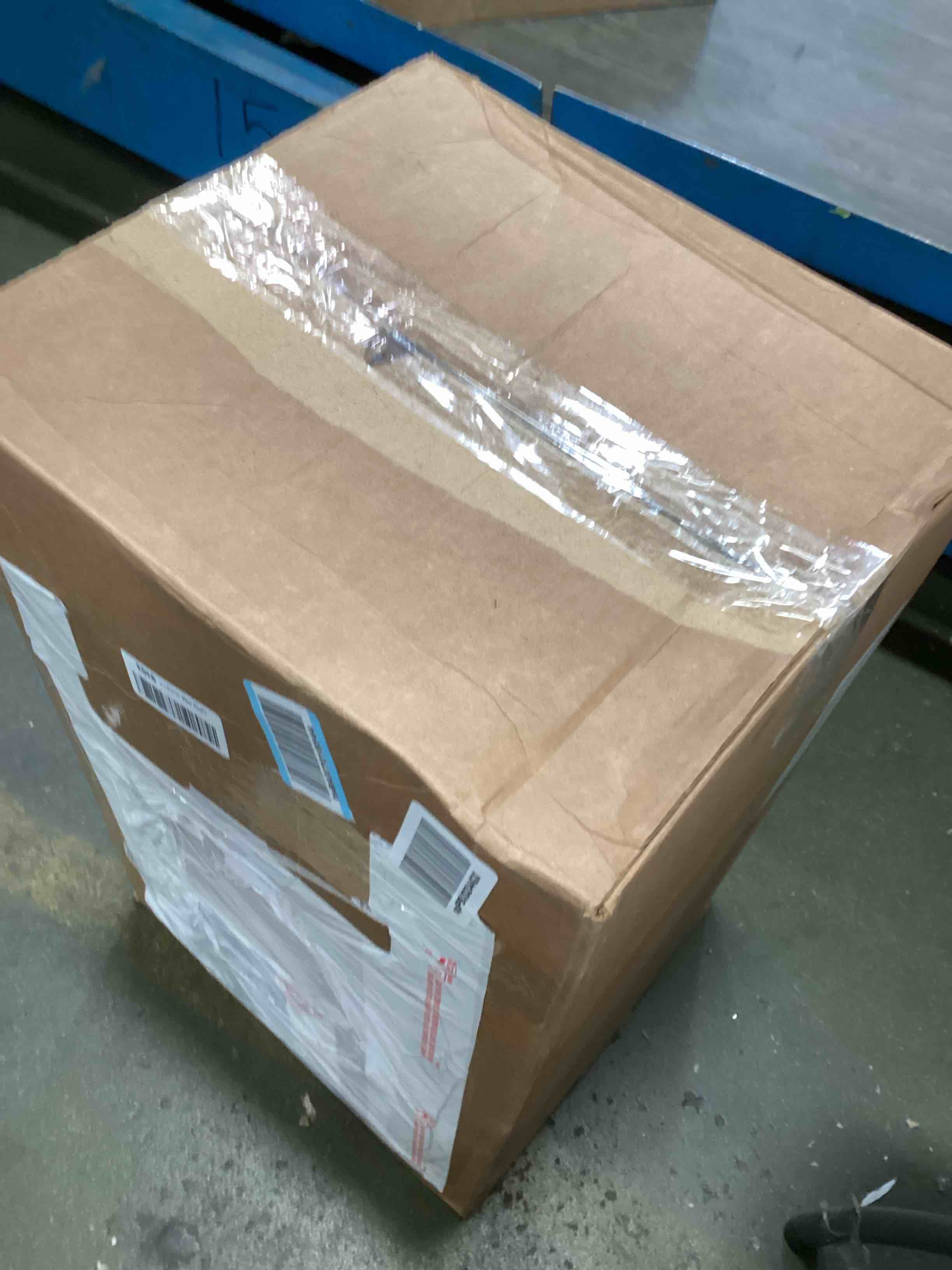 https://s3.amazonaws.com/lotting-images-prod/bidfta/BRN0182523_1726153037625.jpeg