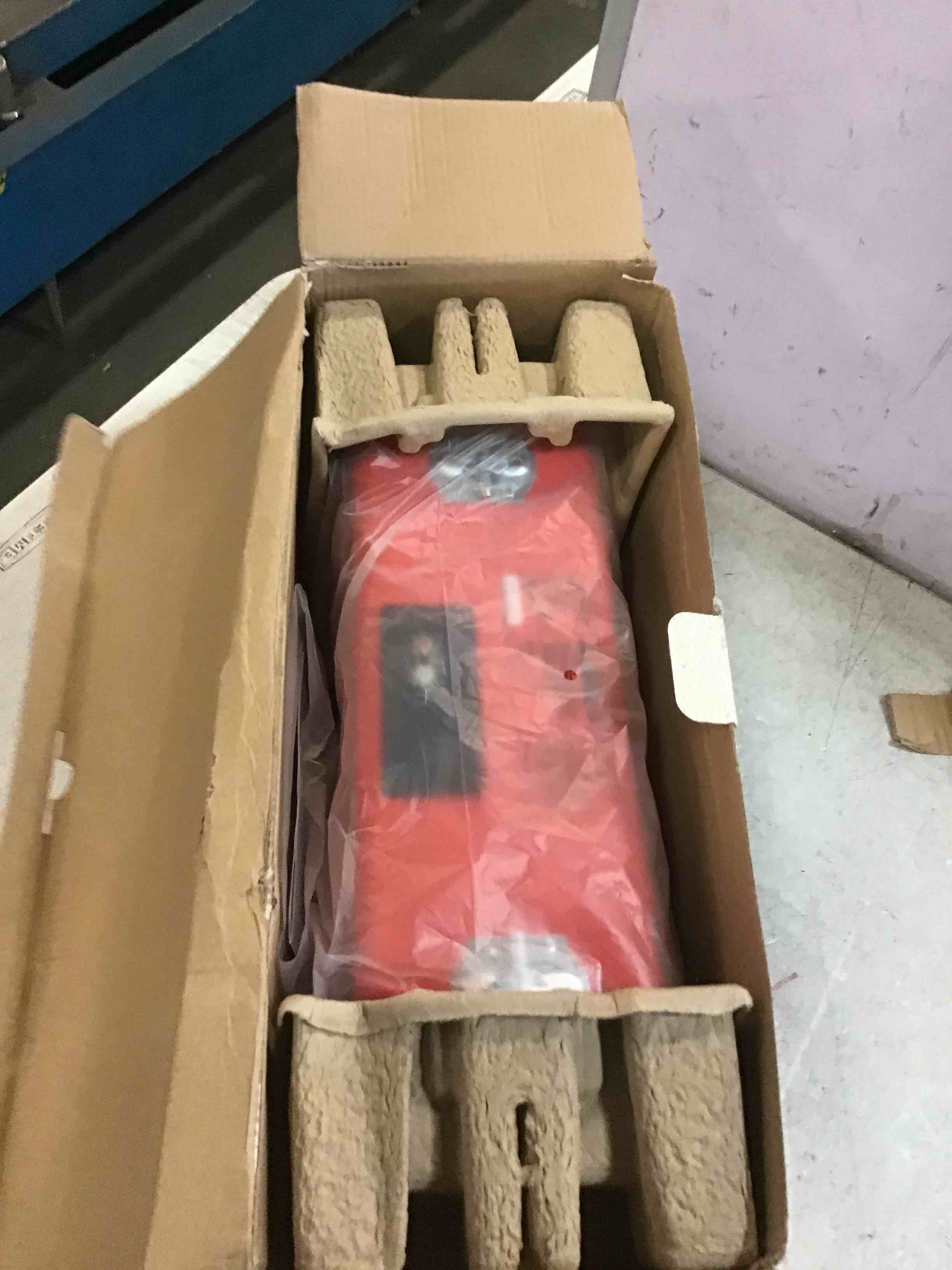 https://s3.amazonaws.com/lotting-images-prod/bidfta/BRN0183978_1725453491189.jpeg