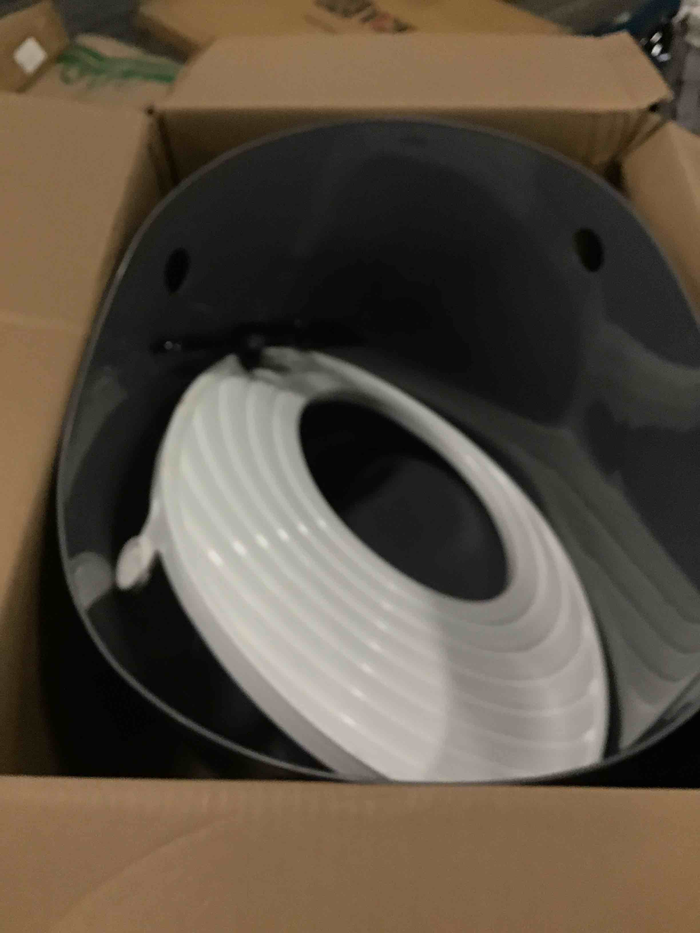 https://s3.amazonaws.com/lotting-images-prod/bidfta/BRN0187545_1725111060589.jpeg