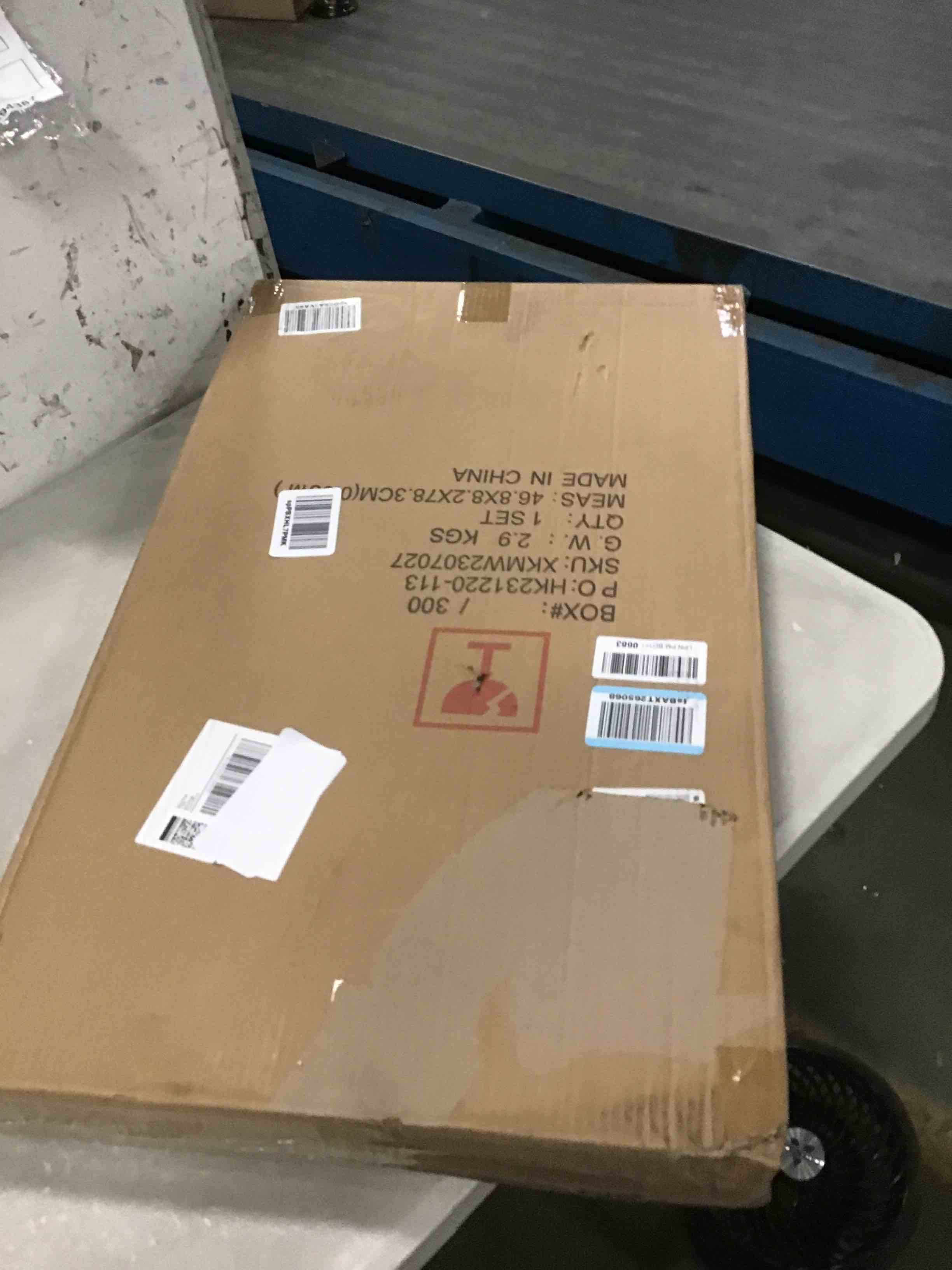 https://s3.amazonaws.com/lotting-images-prod/bidfta/BRN0187731_1725022395023.jpeg