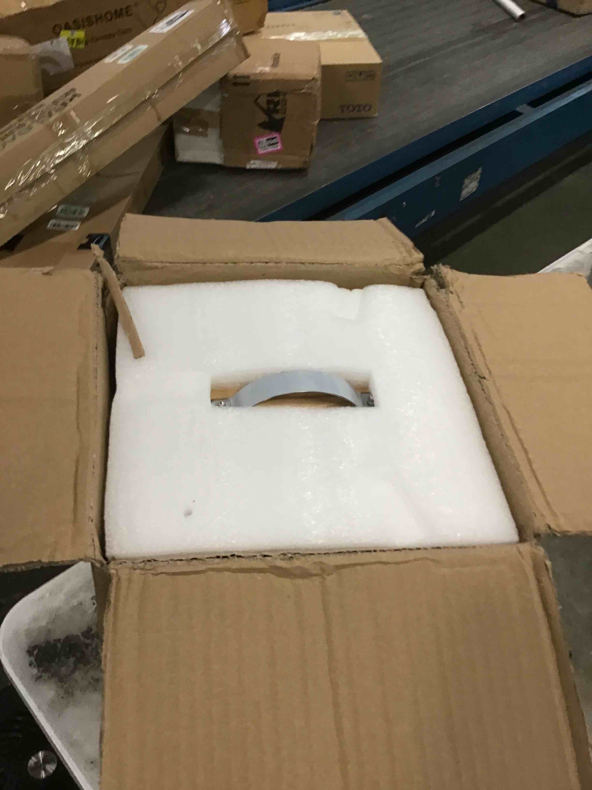 https://s3.amazonaws.com/lotting-images-prod/bidfta/BRN0187903_1724944603442.jpeg