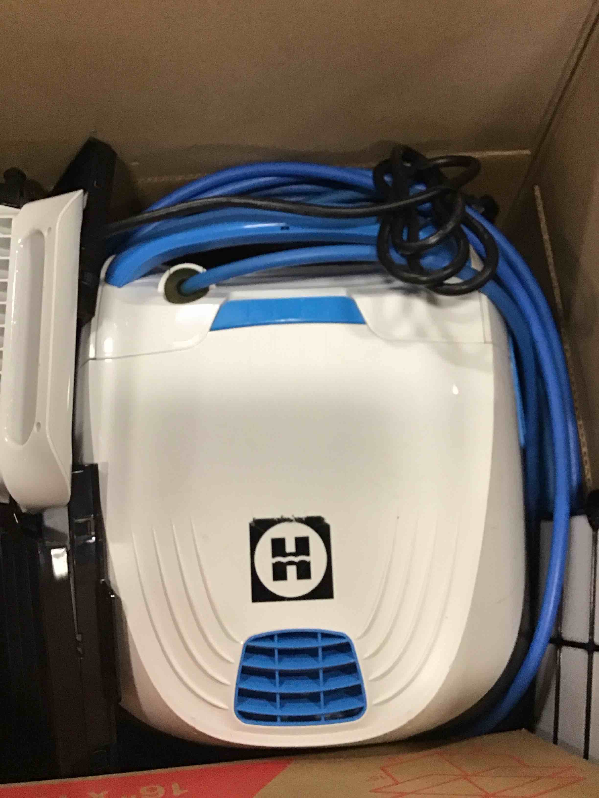 https://s3.amazonaws.com/lotting-images-prod/bidfta/BRN0188312_1726512937195.jpeg