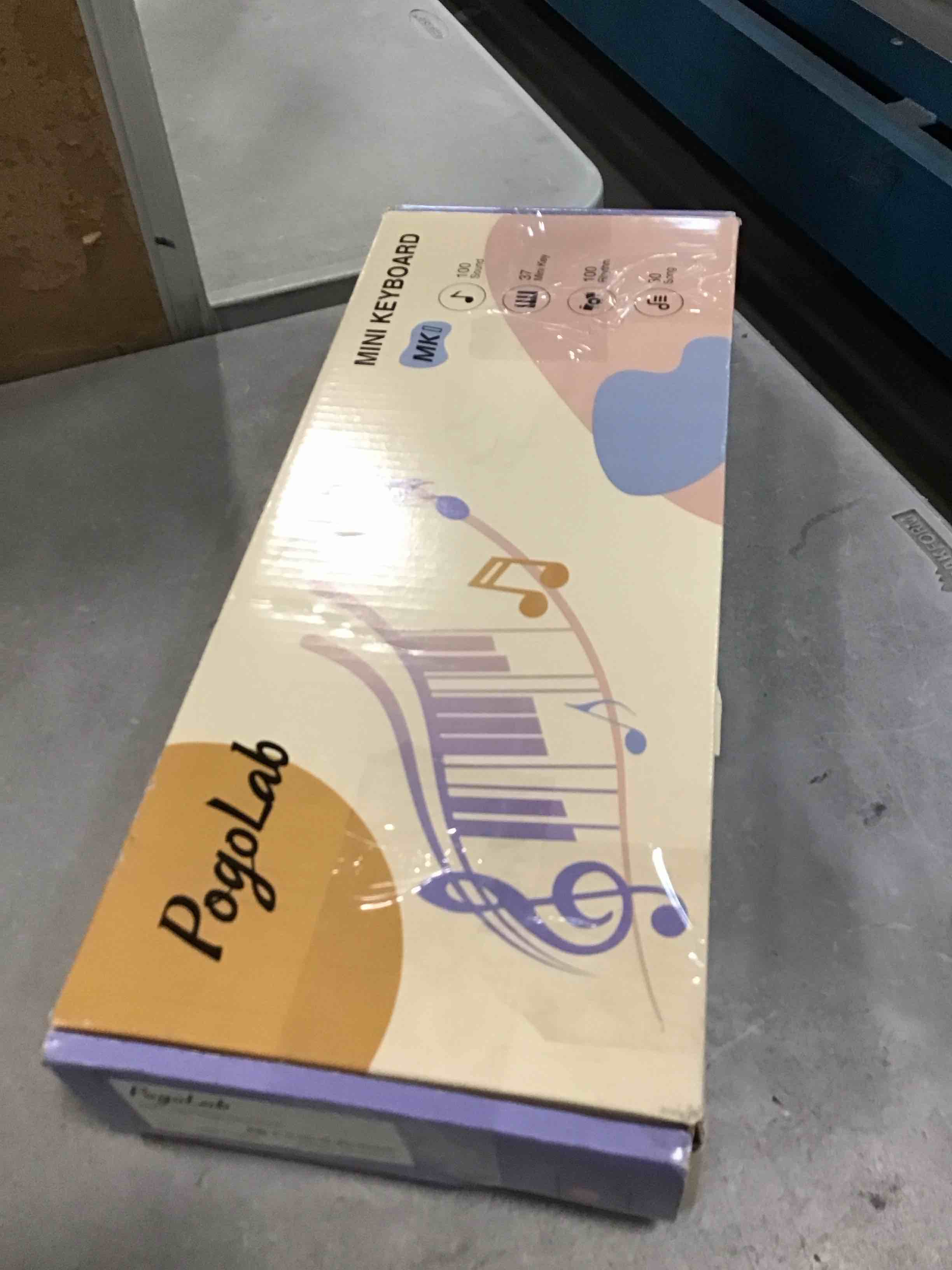 37 Keys Mini Keyboard Piano, Small Portable Piano Keyboard with 30