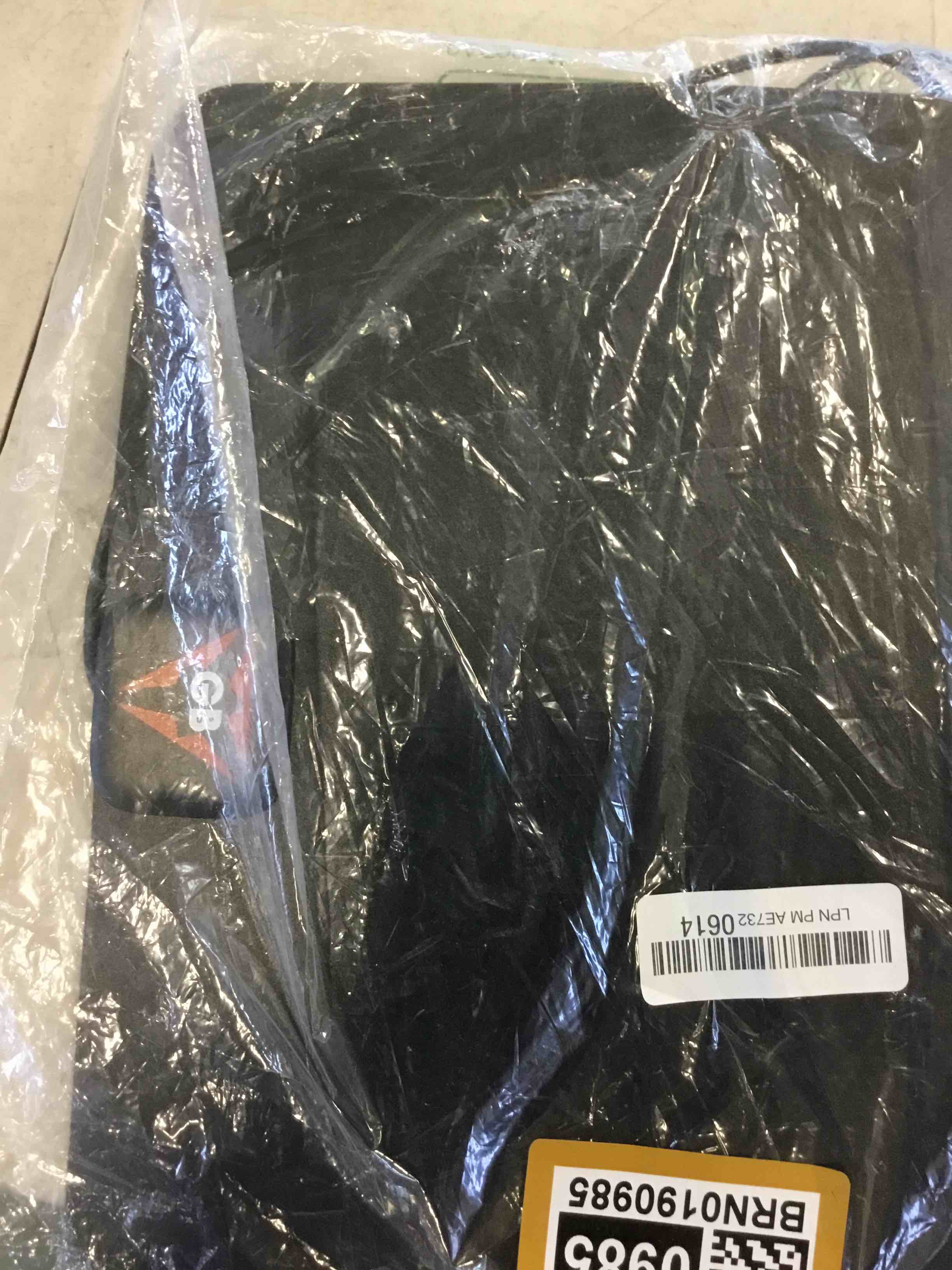https://s3.amazonaws.com/lotting-images-prod/bidfta/BRN0190987_1726853603185.jpeg