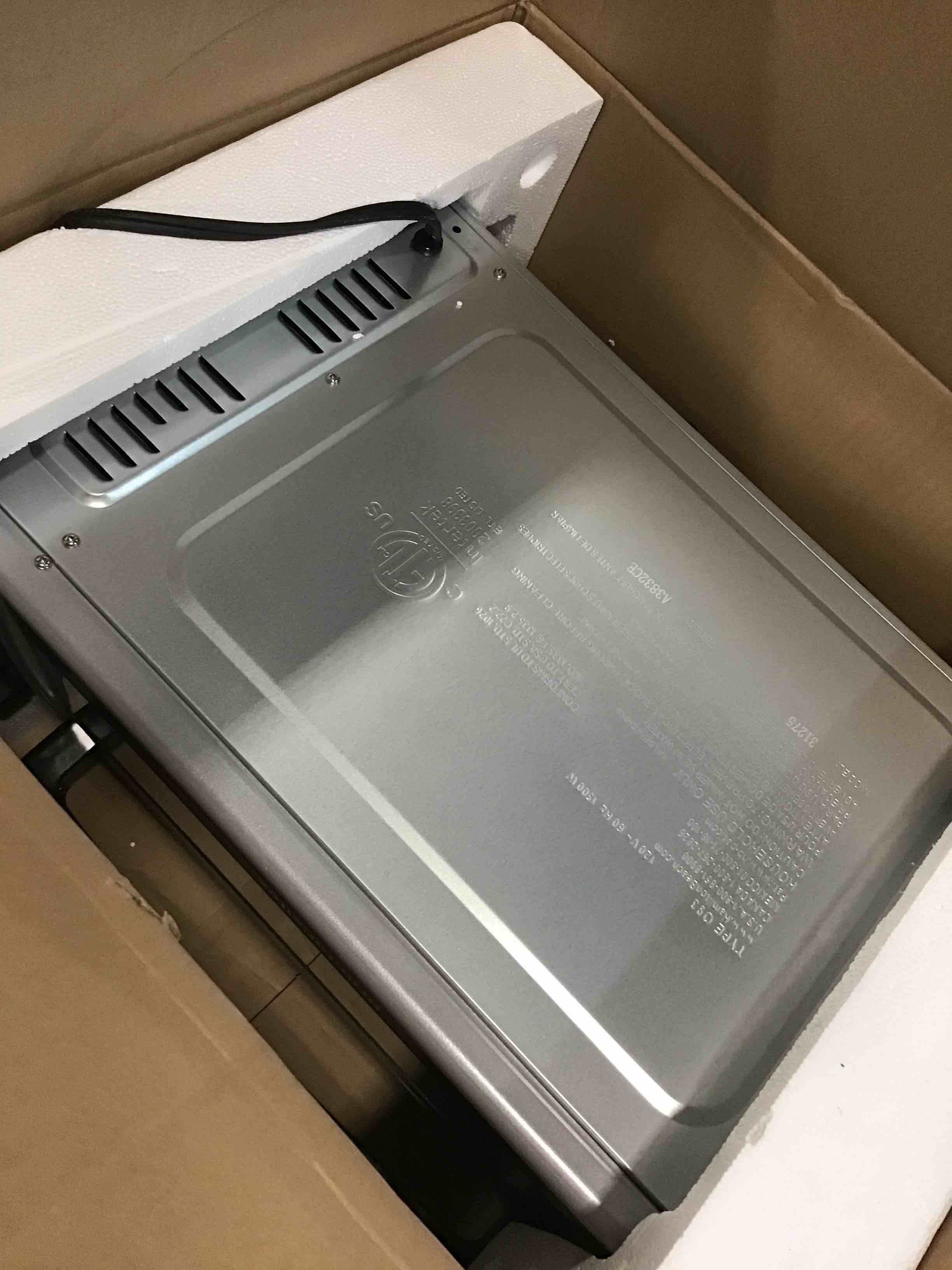 https://s3.amazonaws.com/lotting-images-prod/bidfta/BRN0192601_1726508076016.jpeg
