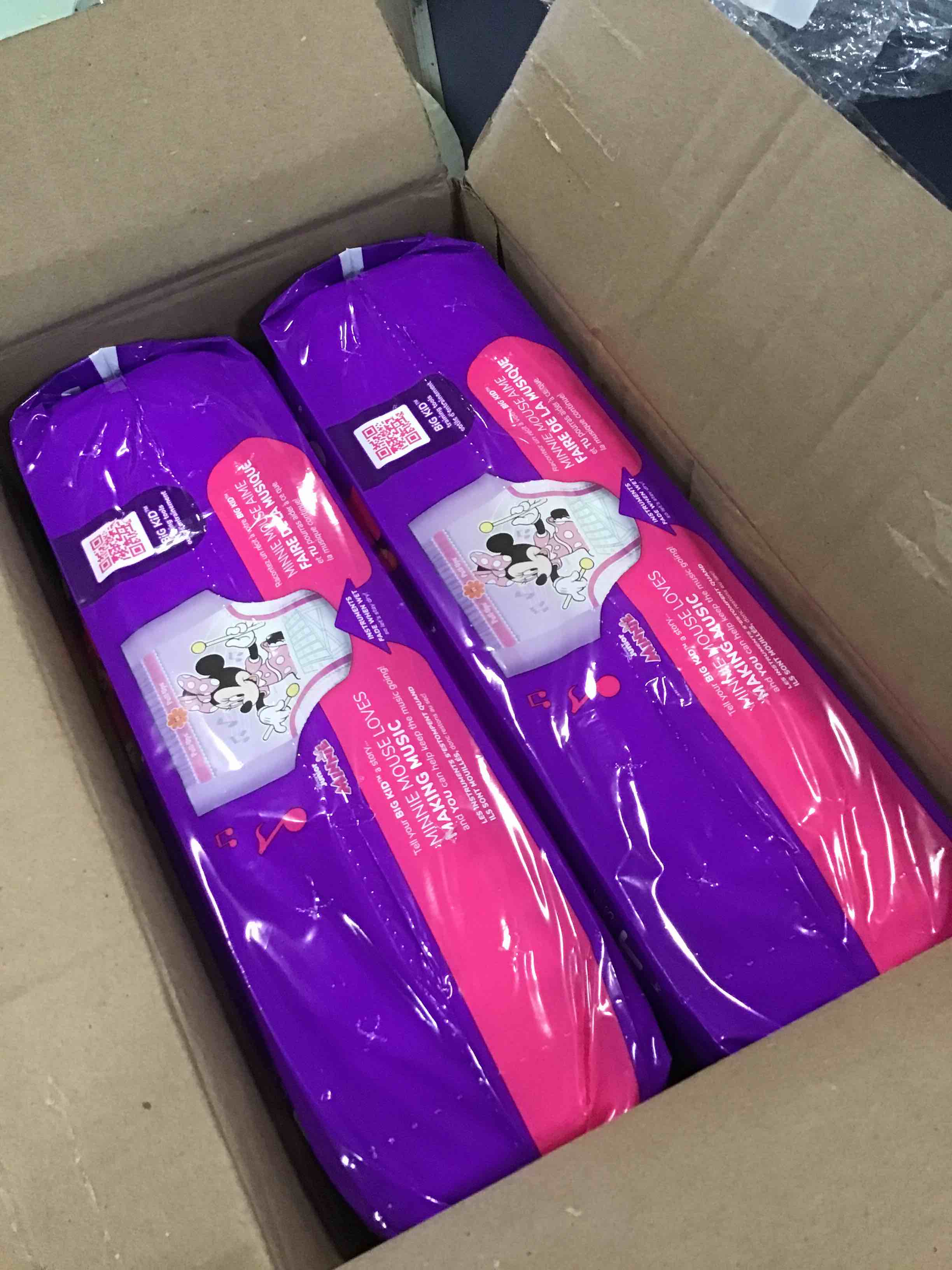 https://s3.amazonaws.com/lotting-images-prod/bidfta/BRN0193073_1726164169860.jpeg