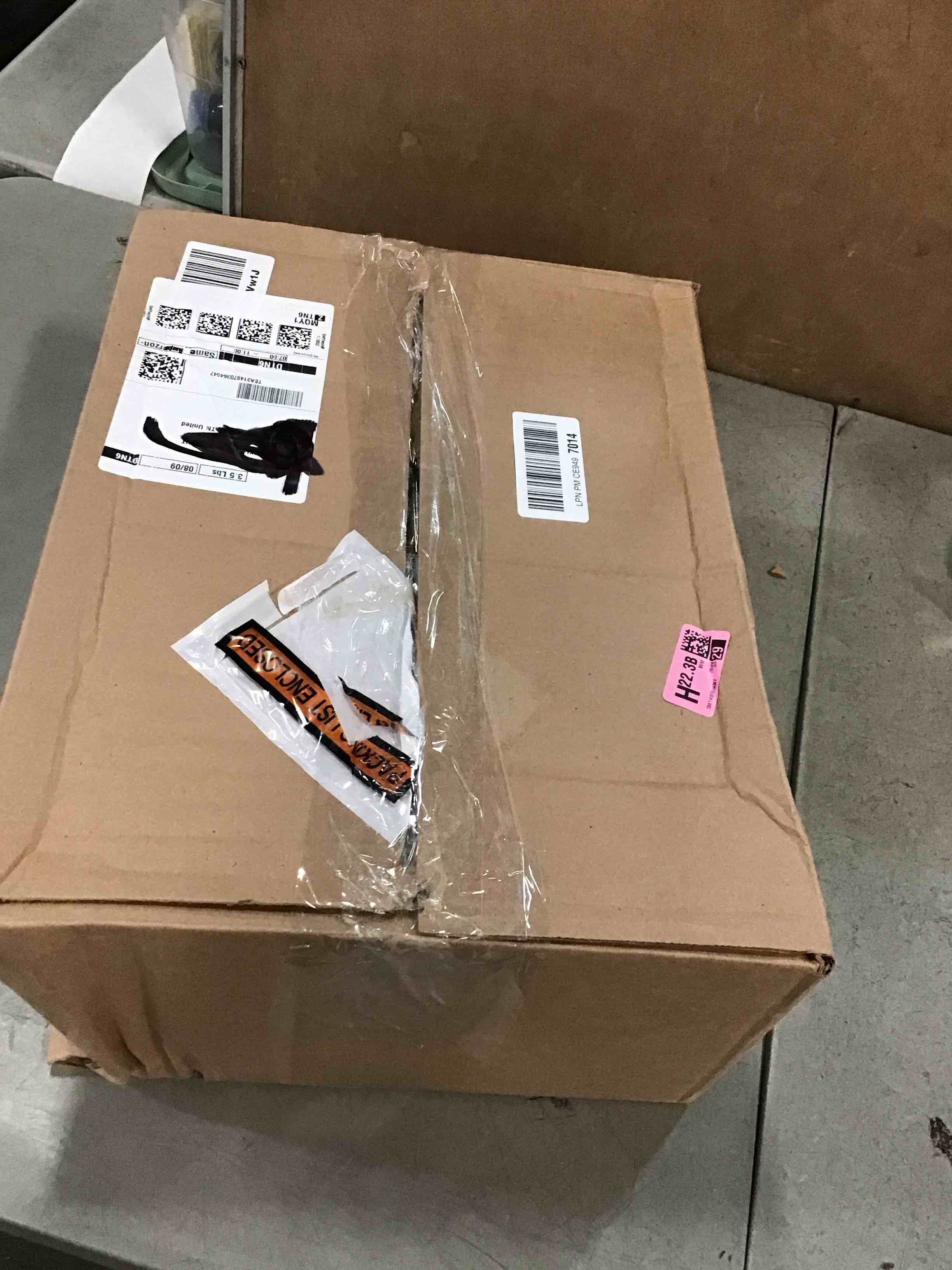 https://s3.amazonaws.com/lotting-images-prod/bidfta/BRN0195306_1726238961941.jpeg