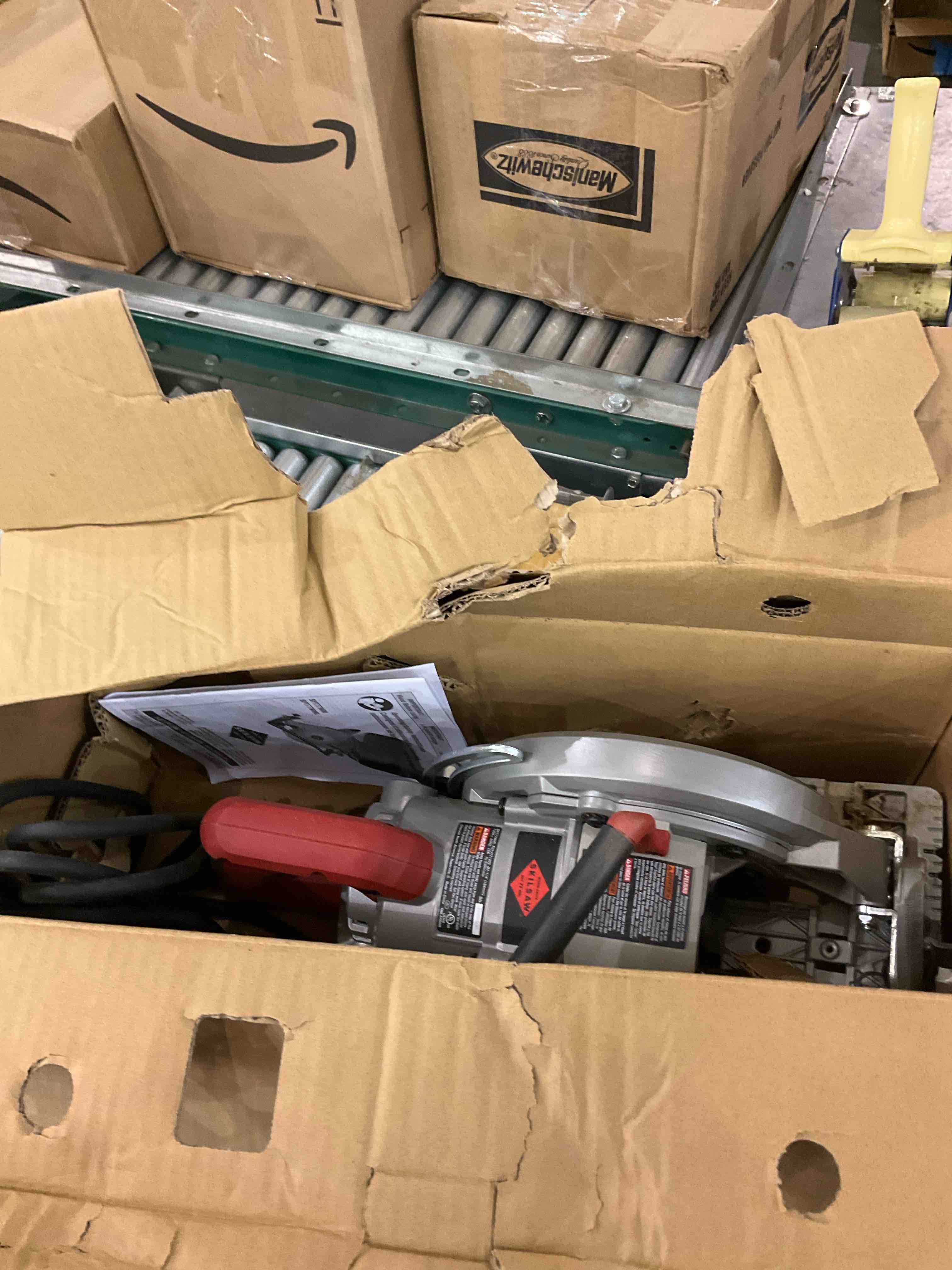 https://s3.amazonaws.com/lotting-images-prod/bidfta/BRN0197672_1725456466822.jpeg